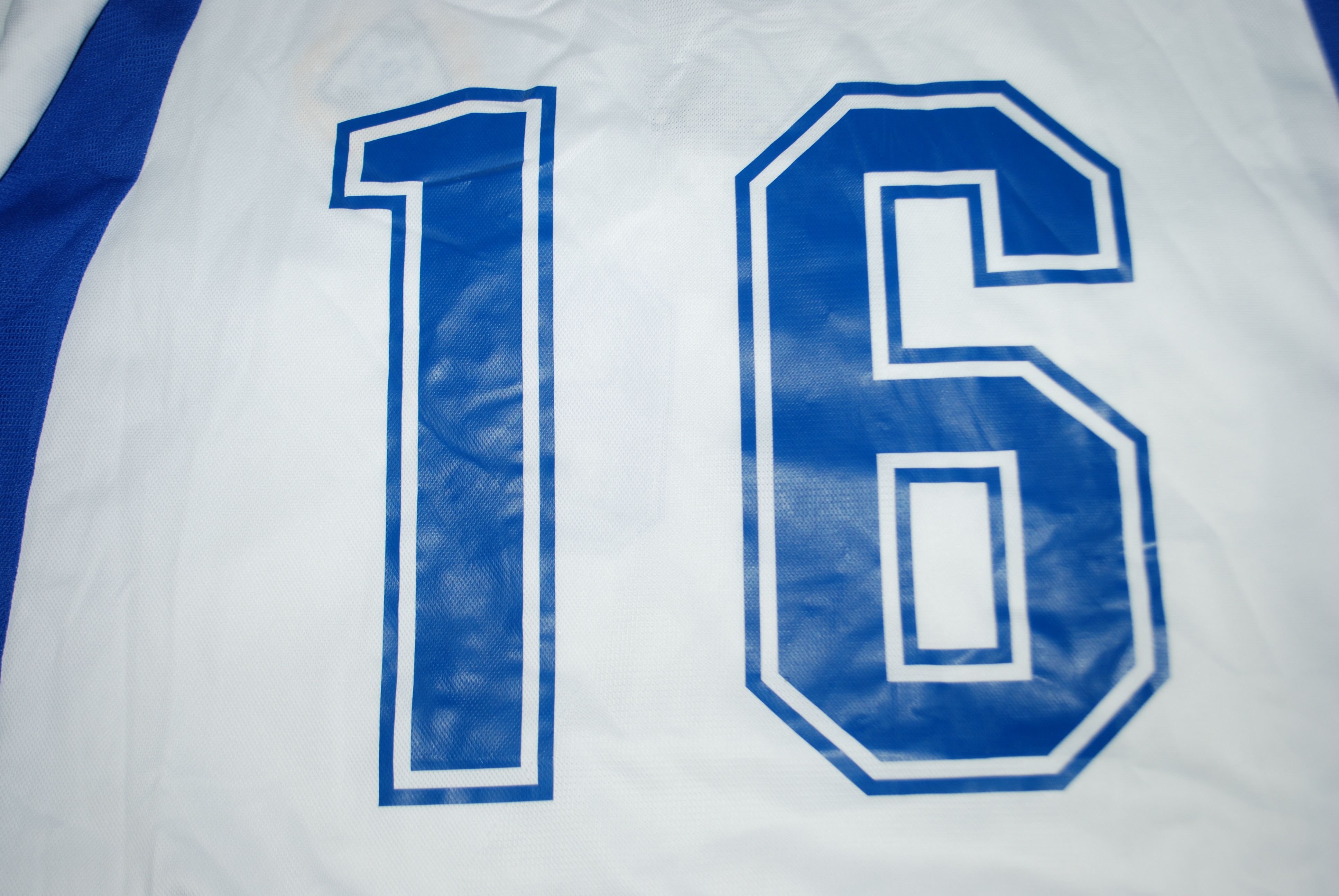 Adidas × Vintage #16 FINLAND MATCH ISSUE 2000 2002 HOME FOOTBALL SHIRT Size US XL / EU 56 / 4 - 9 Thumbnail