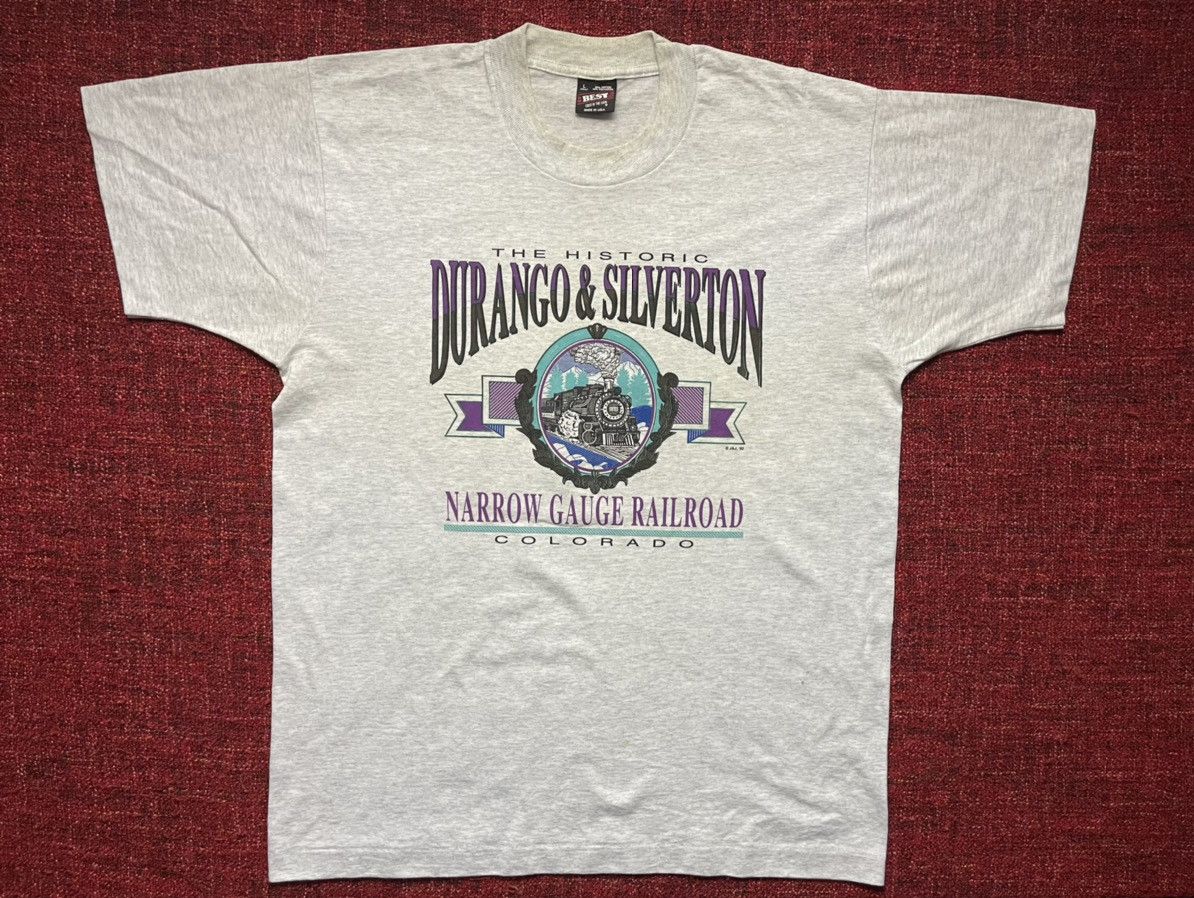 Vintage Vintage made in USA 1992 t-shirt Size US L / EU 52-54 / 3 - 1 Thumbnail
