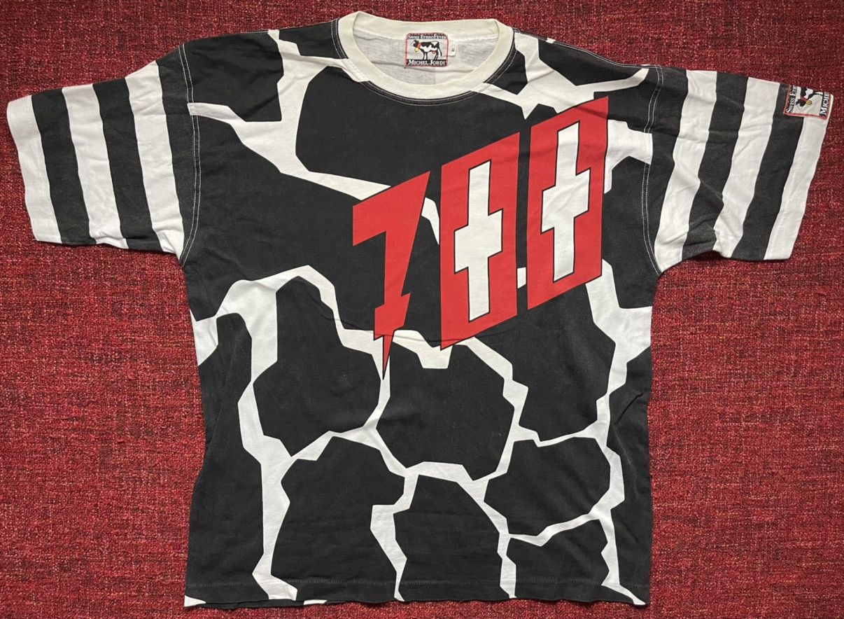 Vintage Michel Jordi vintage 90s cow print t-shirt Size US XL / EU 56 / 4 - 1 Thumbnail