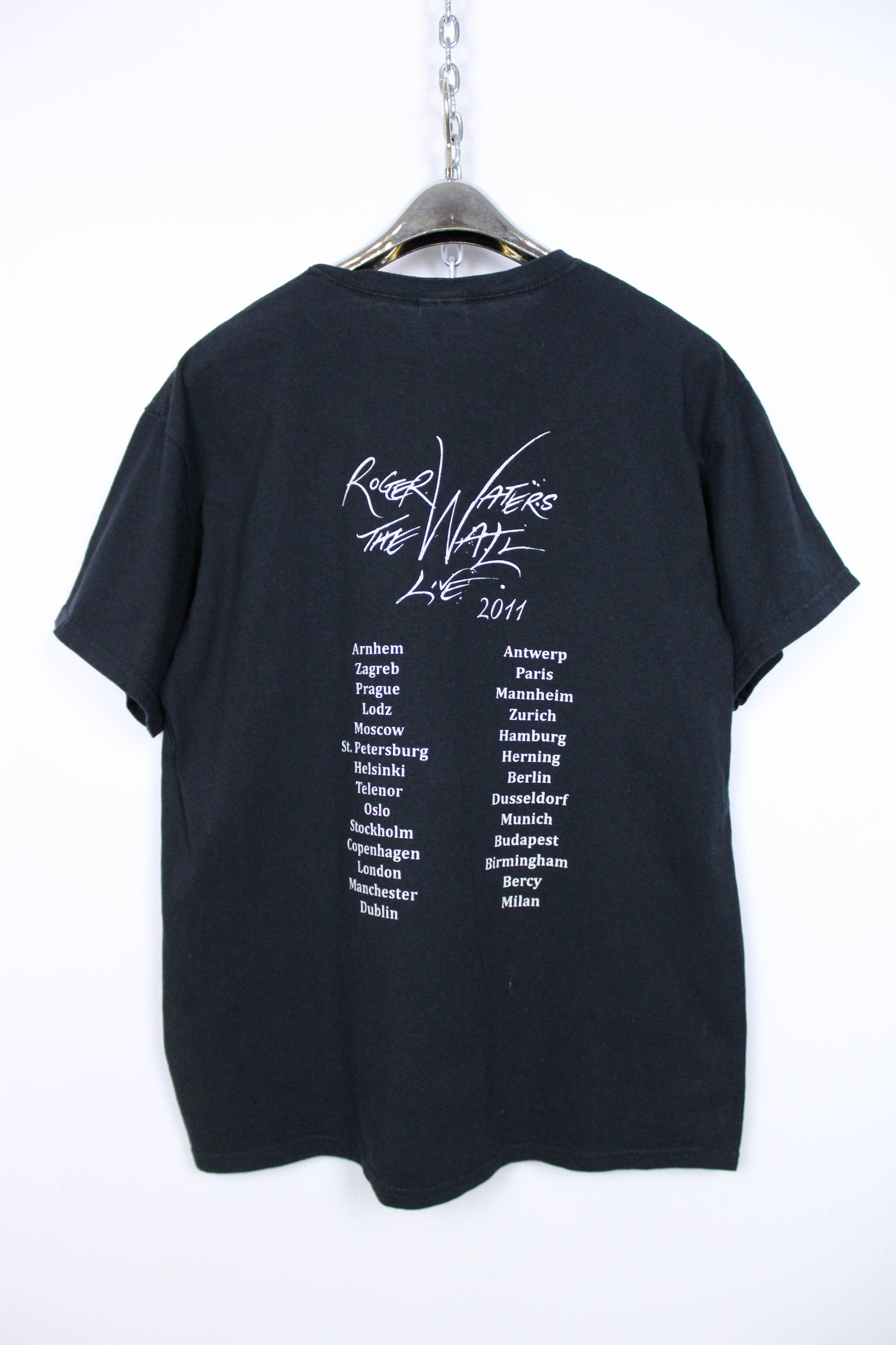 Band Tees Roger Waters The Wall Live 2011 Rock Band Tour T-shirt Tee Size US L / EU 52-54 / 3 - 2 Thumbnail