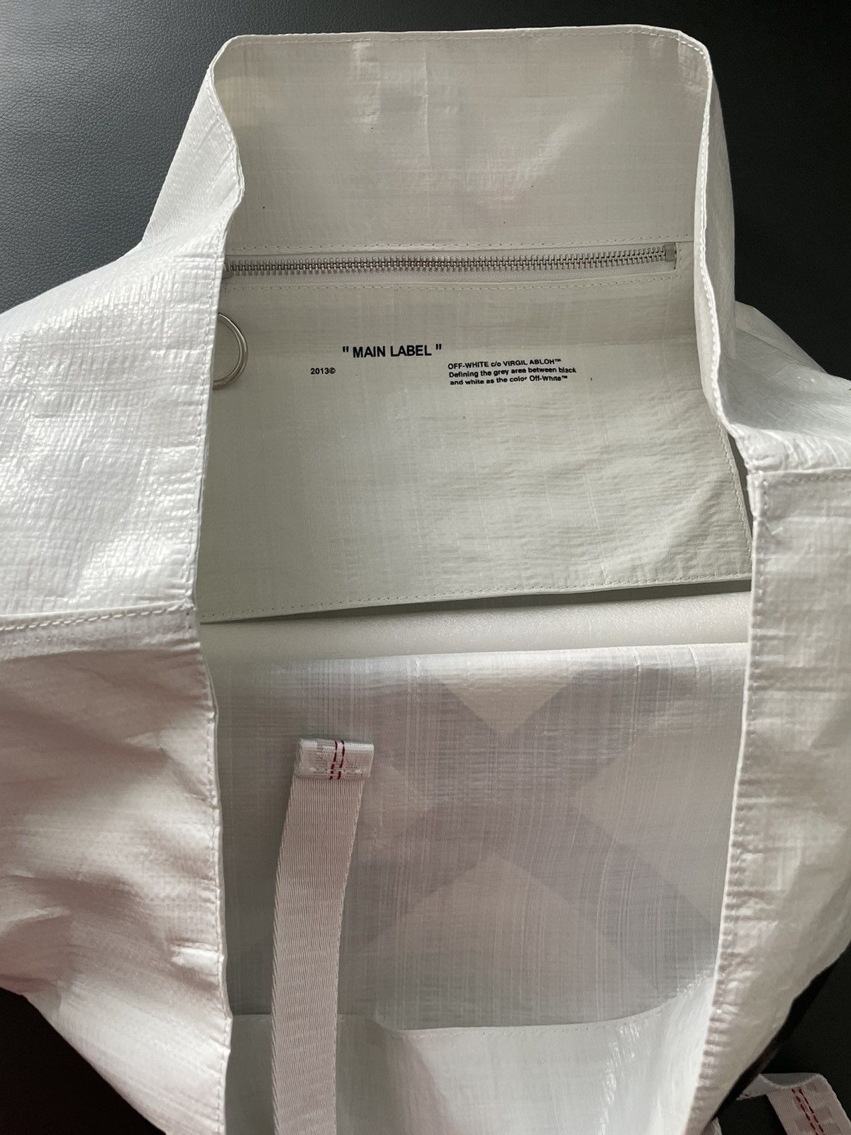 Off-White Brand NEW XL Super Limited Edition Runway Logo Tote Bag Size ONE SIZE - 5 Thumbnail