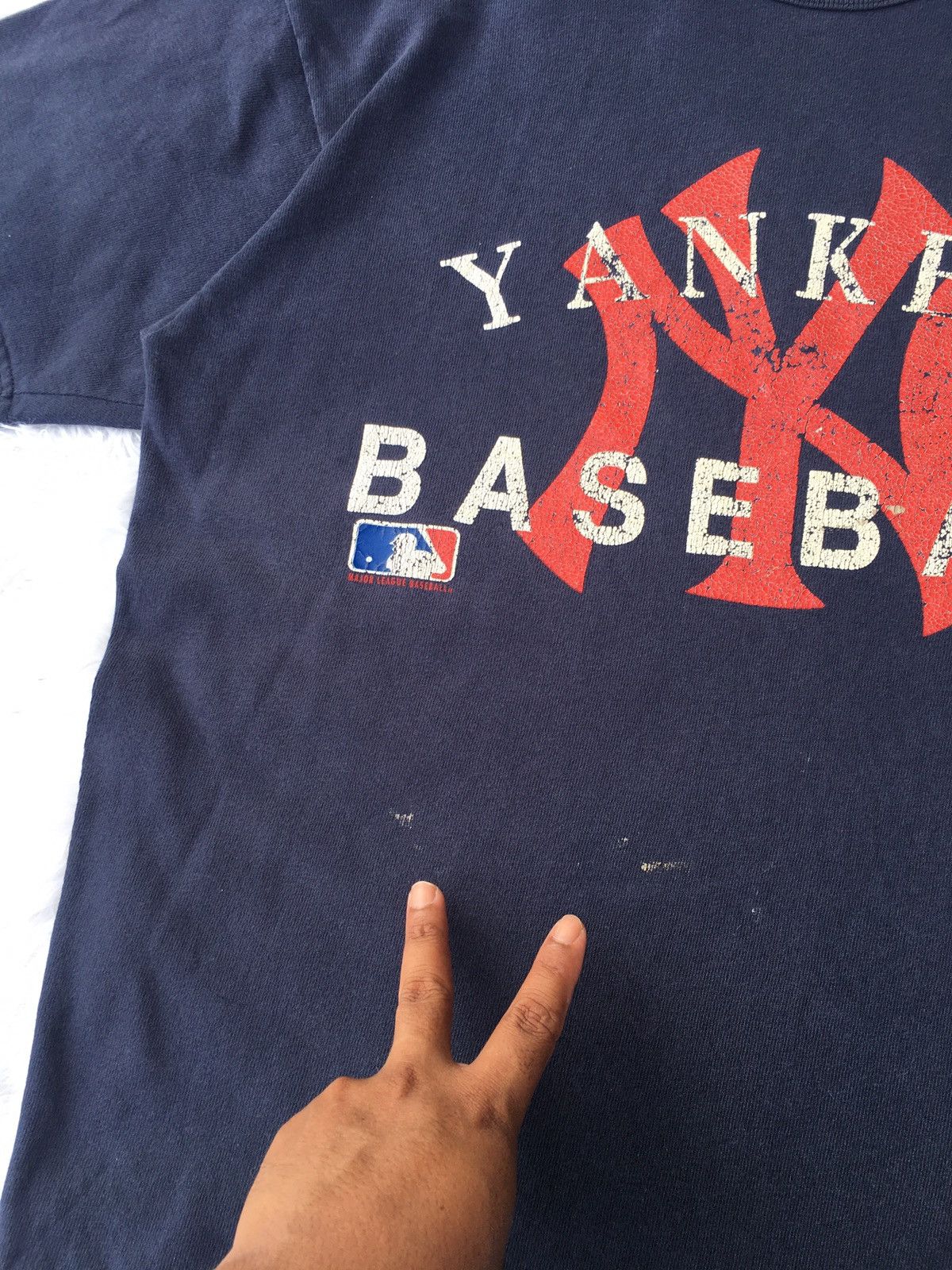 Champion Rare Yankees MLB x Champion Spellout Tshirt Size US L / EU 52-54 / 3 - 11 Thumbnail