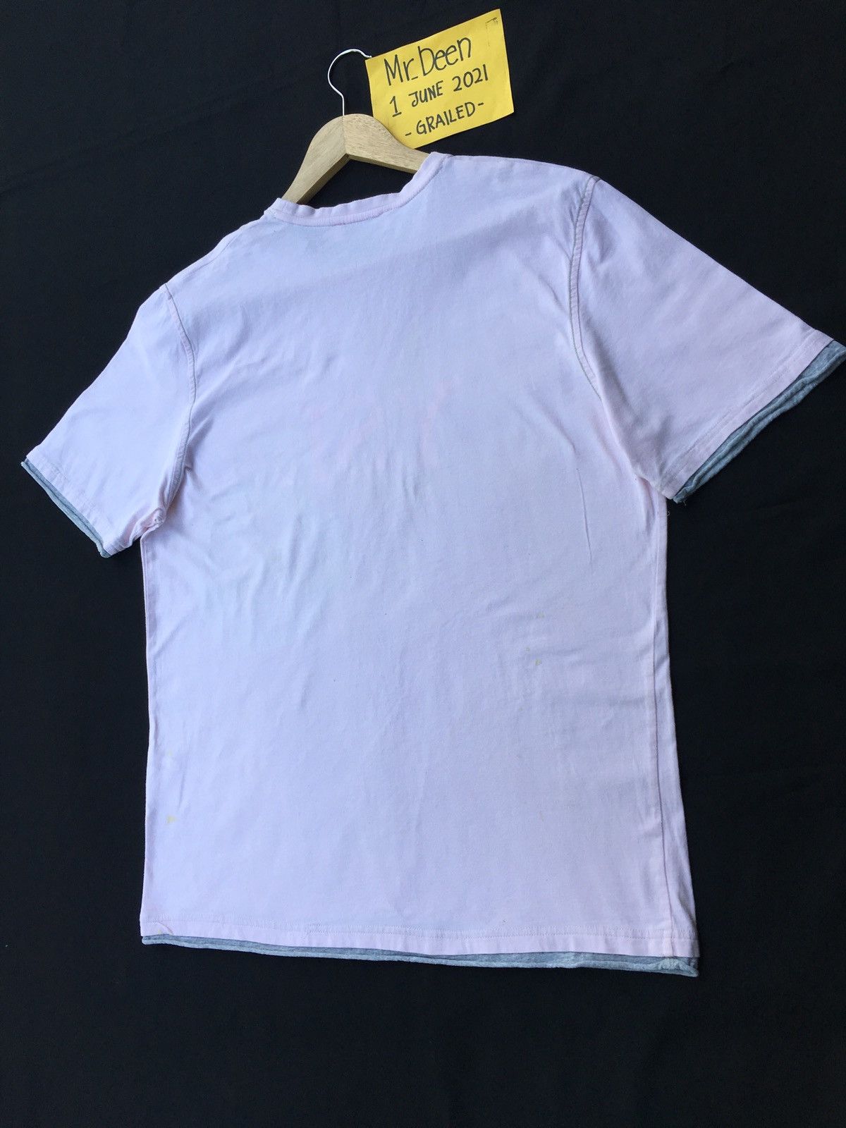 Yves Saint Laurent Vintage YSL Yves Saint Laurent Spellout Logo Tshirt Size US M / EU 48-50 / 2 - 15 Thumbnail