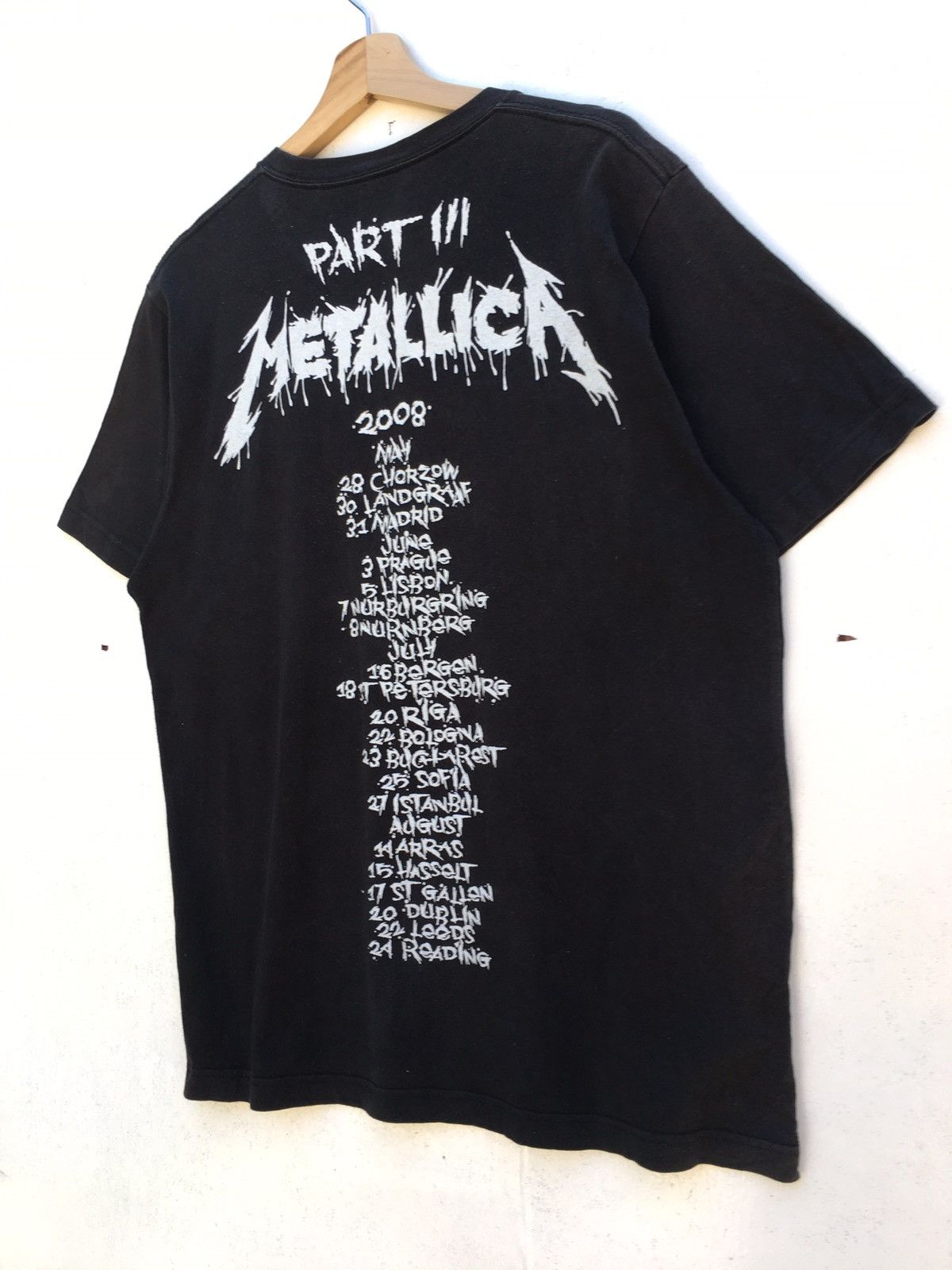 Metallica Vintage Metallica Tour Concert Spellout Logo Tshirt Size US L / EU 52-54 / 3 - 12 Thumbnail