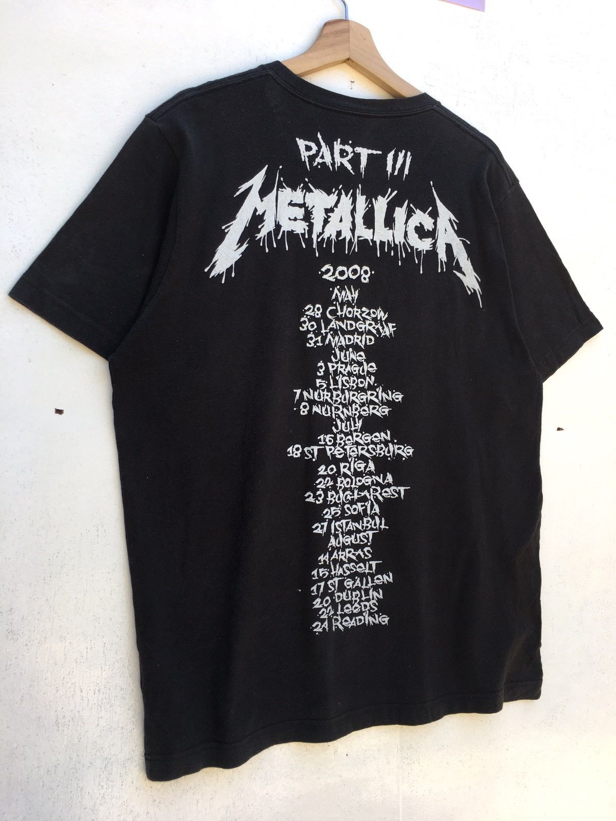 Metallica Vintage Metallica Tour Concert Spellout Logo Tshirt Size US L / EU 52-54 / 3 - 11 Thumbnail