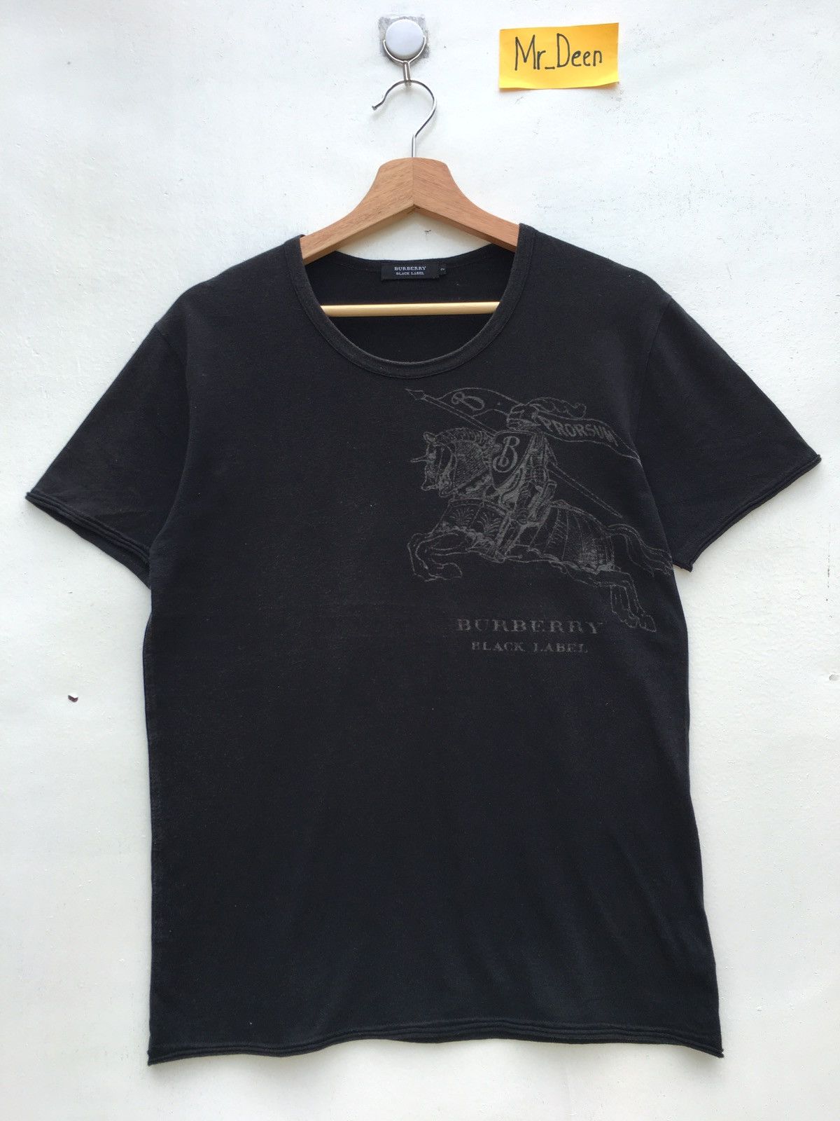 Burberry Vintage Burberry Big Logo Tshirt Size US M / EU 48-50 / 2 - 8 Thumbnail