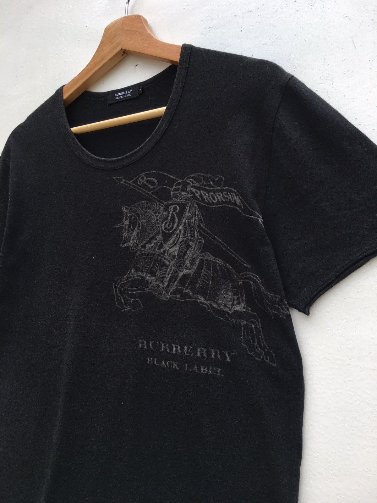 Burberry Vintage Burberry Big Logo Tshirt Size US M / EU 48-50 / 2 - 7 Thumbnail
