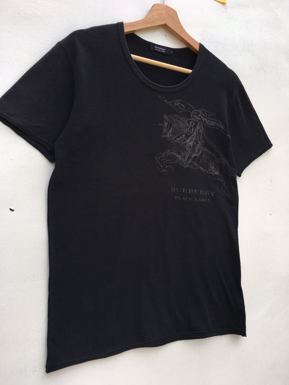 Burberry Vintage Burberry Big Logo Tshirt Size US M / EU 48-50 / 2 - 3 Thumbnail