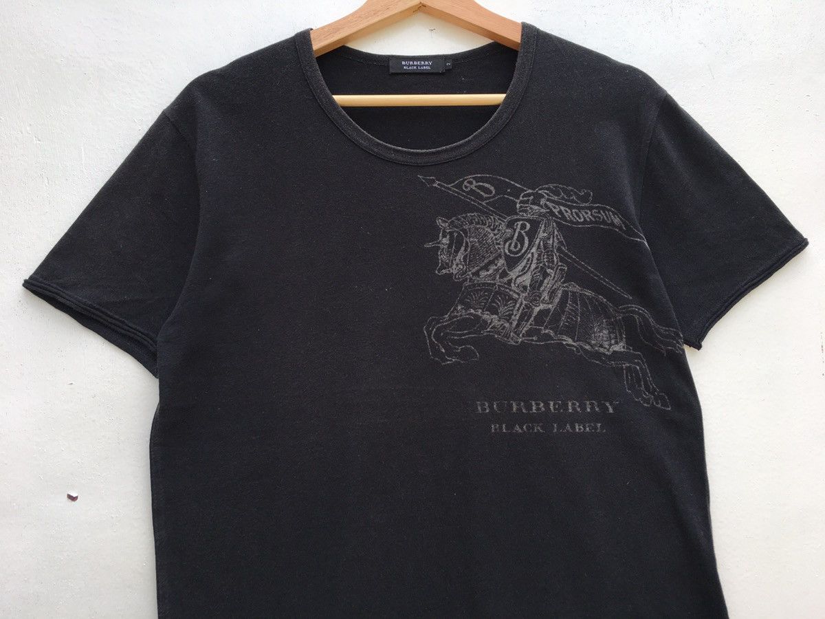 Burberry Vintage Burberry Big Logo Tshirt Size US M / EU 48-50 / 2 - 5 Thumbnail