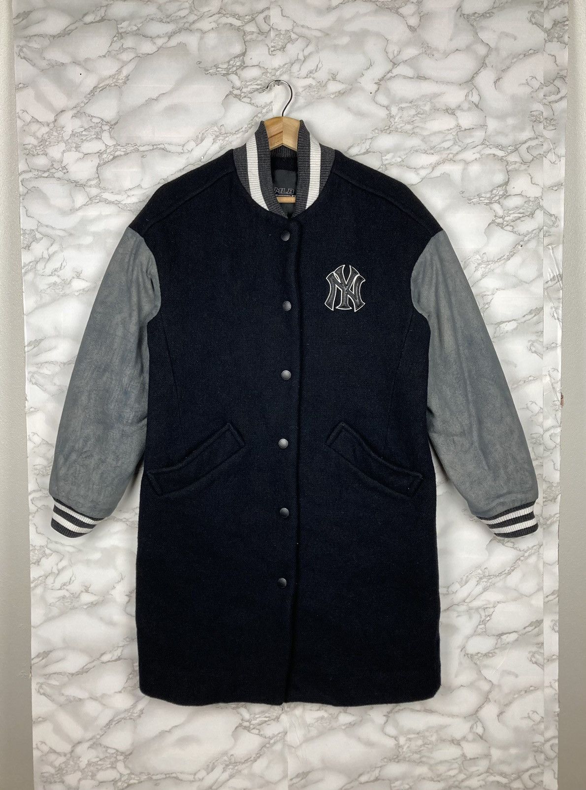 MLB New York Yankess Long Coat Varsity #60-3
