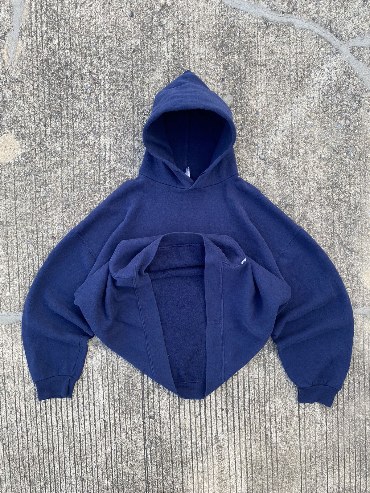 Russell Athletic × Vintage Vintage Boxy Russell Athletic Hoodie Navy Size US XL / EU 56 / 4 - 5 Thumbnail
