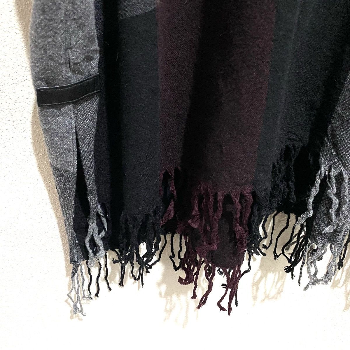 Japanese Brand Vintage K.T kiyoko Takase Wool Pancho Cape Free Size Size US XXL / EU 58 / 5 - 7 Thumbnail