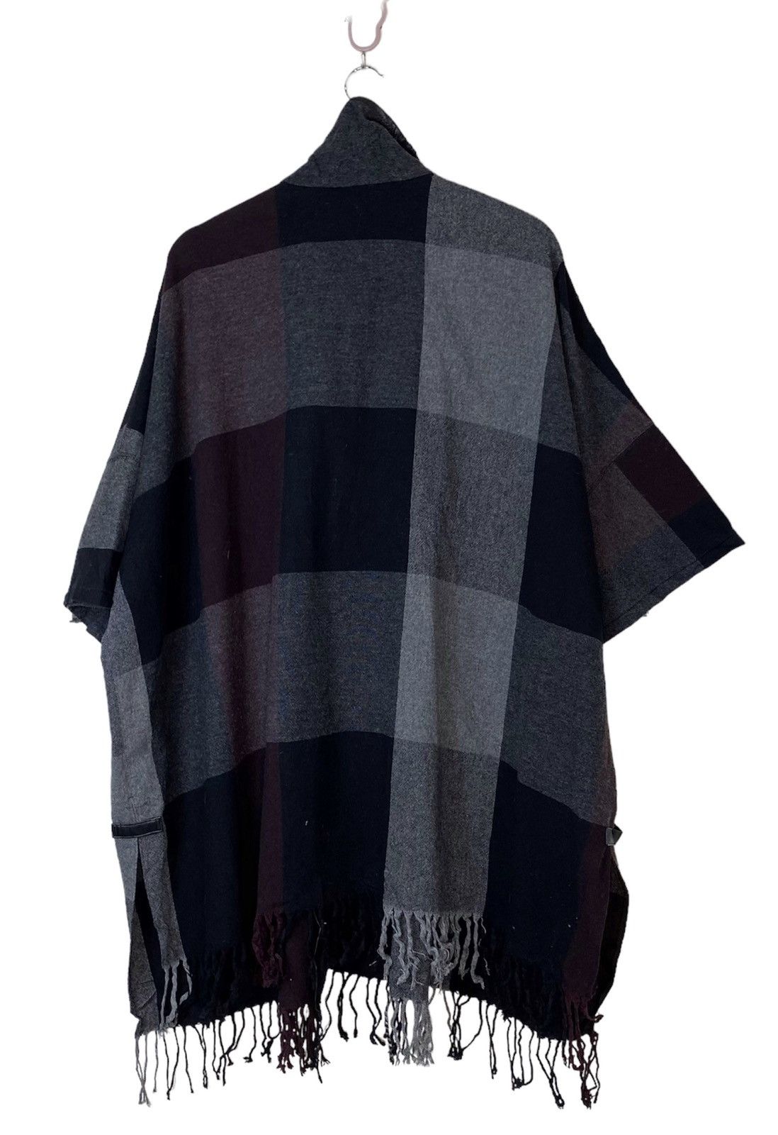 Japanese Brand Vintage K.T kiyoko Takase Wool Pancho Cape Free Size Size US XXL / EU 58 / 5 - 6 Thumbnail