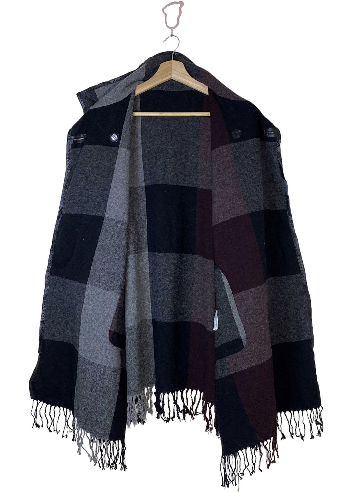 Japanese Brand Vintage K.T kiyoko Takase Wool Pancho Cape Free Size Size US XXL / EU 58 / 5 - 9 Thumbnail