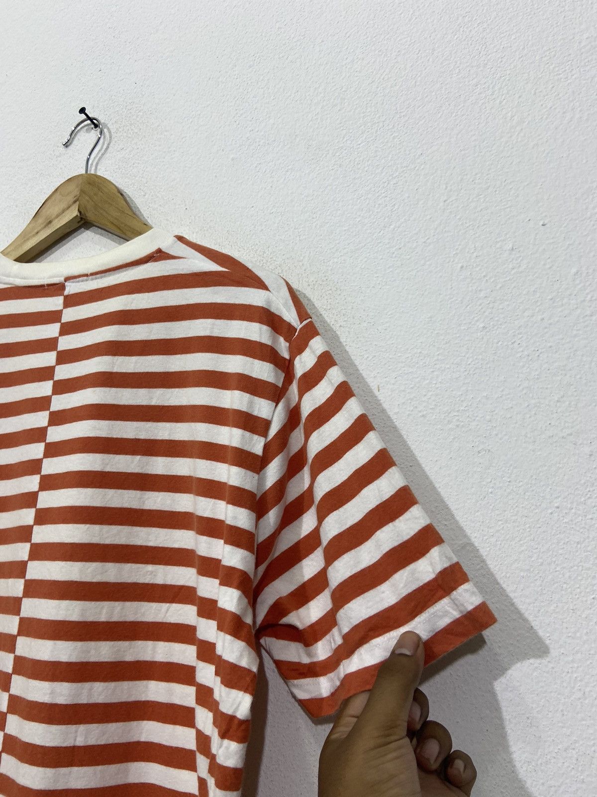 JW Anderson × Uniqlo J.W Anderson Uniqlo Stripe Tshirt Size US L / EU 52-54 / 3 - 8 Thumbnail