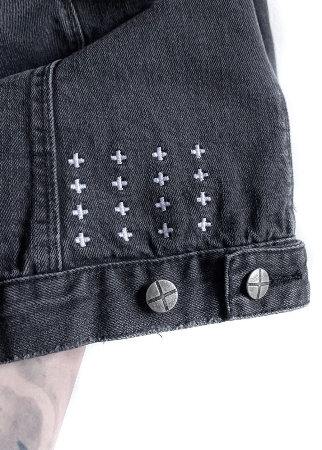 Ksubi Ksubi Wash Black Distressed Denim Jacket Size US L / EU 52-54 / 3 - 6 Thumbnail