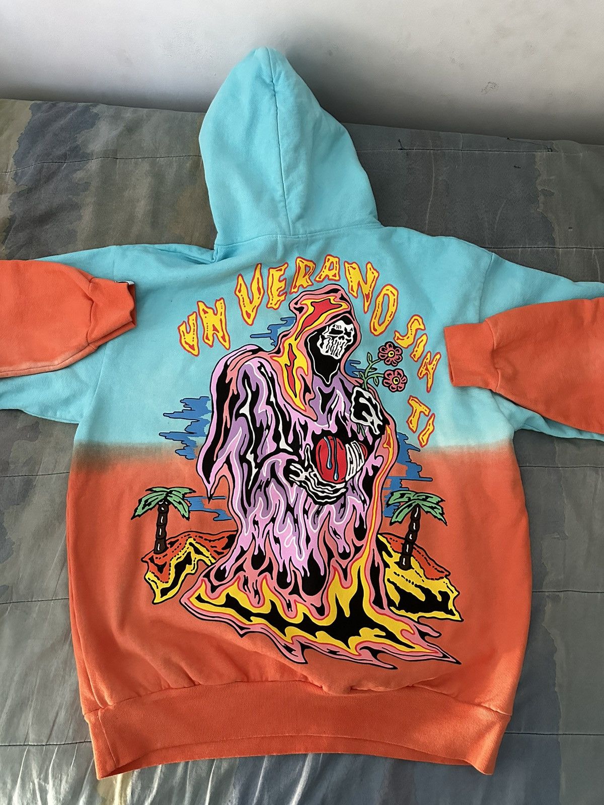 Warren Lotas Bad Bunny Un Verano Sin Ti Ombre T-Shirt Blue