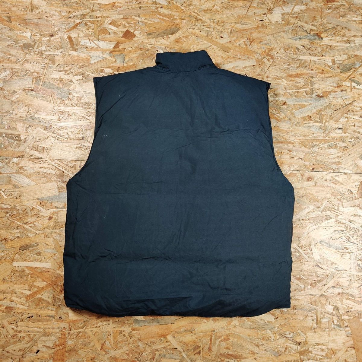 ロゴ black 00s vest 90s down Y2K NIKE 刺繍