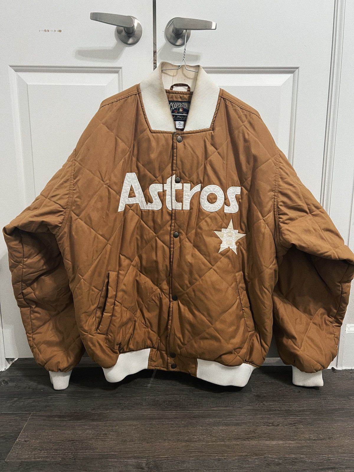 Houston Astros Retro Majestic Cooperstown Bomber Jacket Youth L