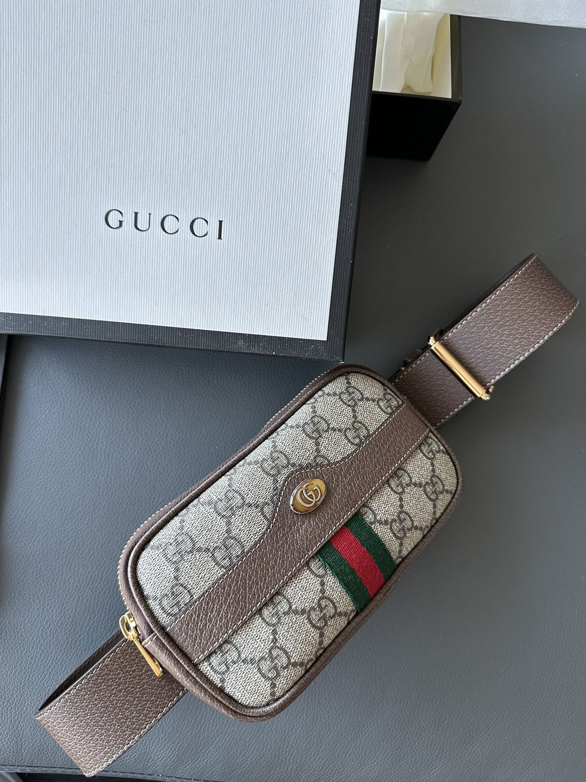 Gucci Super Runway Limited Edition Rare GG Logo Leather Belt Bag Size ONE SIZE - 5 Thumbnail