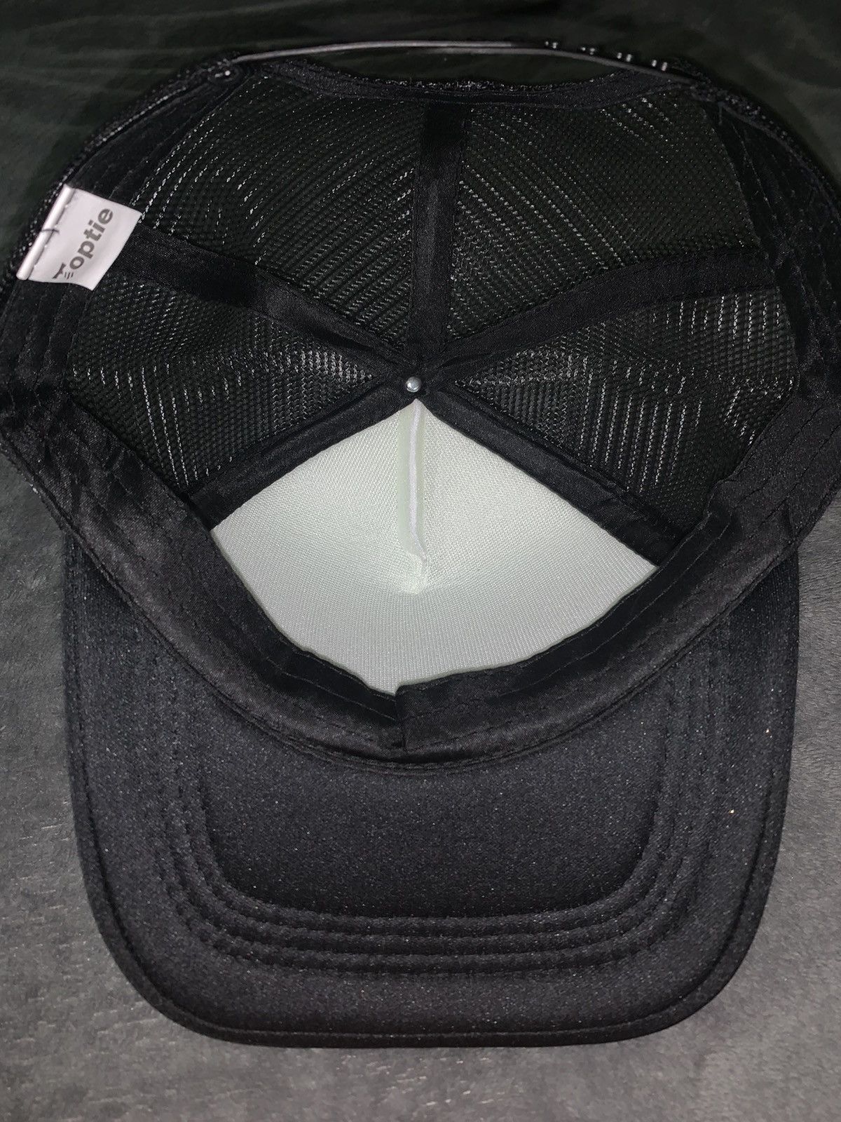 Other “Very Vulnerable” Trucker hat *Free shipping* Size ONE SIZE - 3 Thumbnail