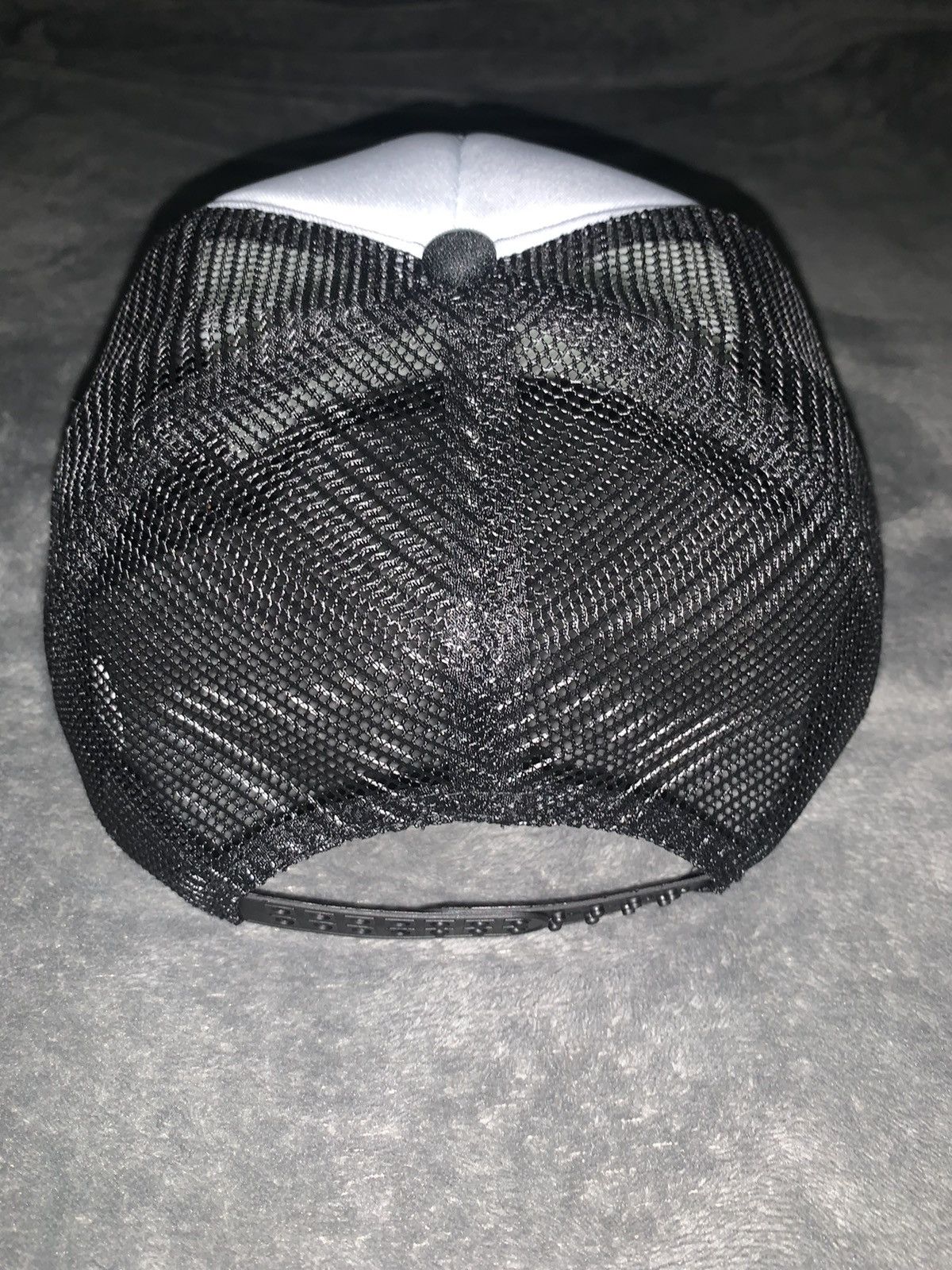 Other “Very Vulnerable” Trucker hat *Free shipping* Size ONE SIZE - 2 Thumbnail