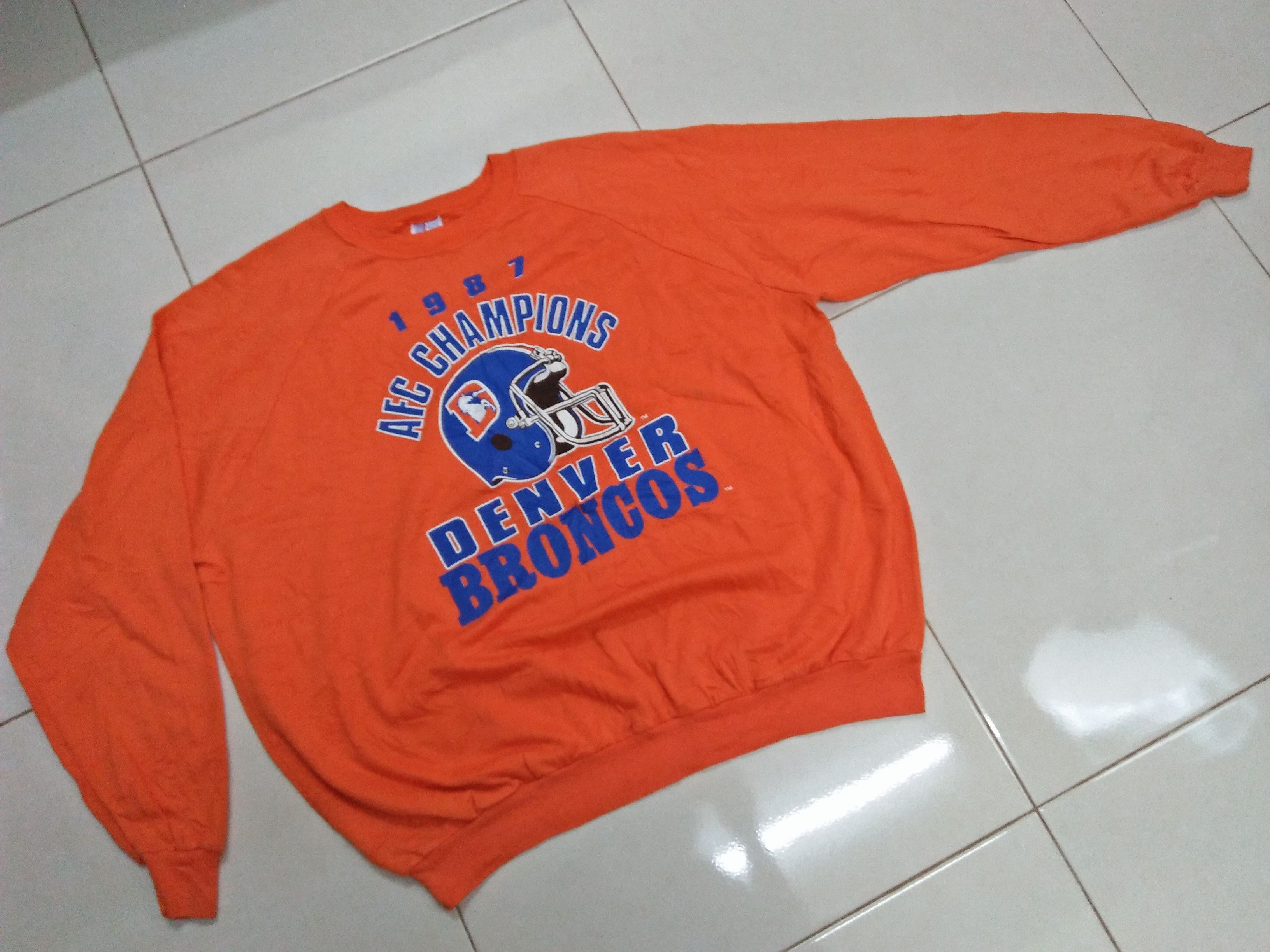 NFL DENVER BRONCOS AFC Champions 1987 Vintage Orange Sweatshirt Size US L / EU 52-54 / 3 - 4 Thumbnail