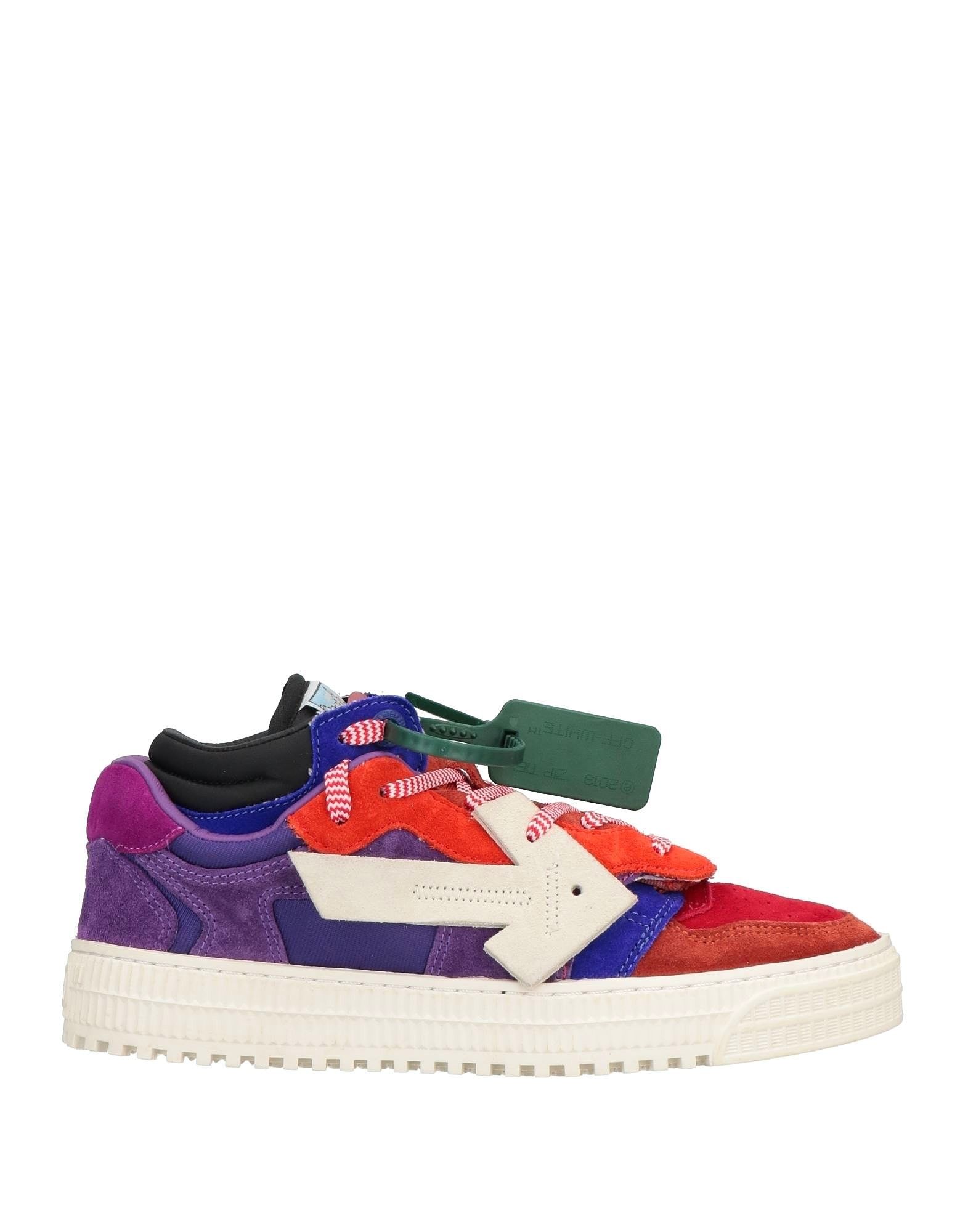 Sneakers in Brick Red