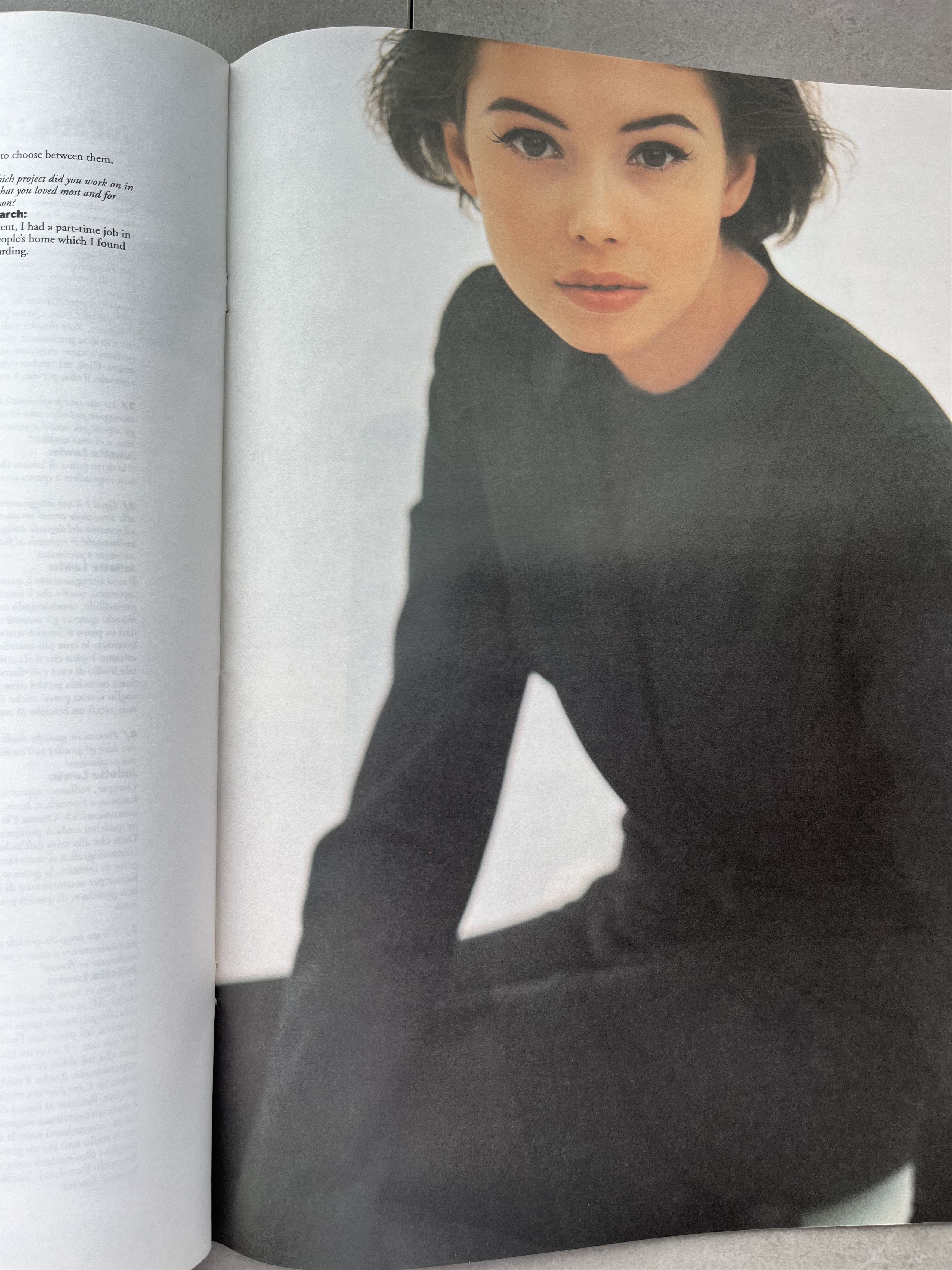 Emporio Armani Rare Emporio Armani 1992/93 Catalog Magazine Giorgio Armani Size ONE SIZE - 4 Thumbnail