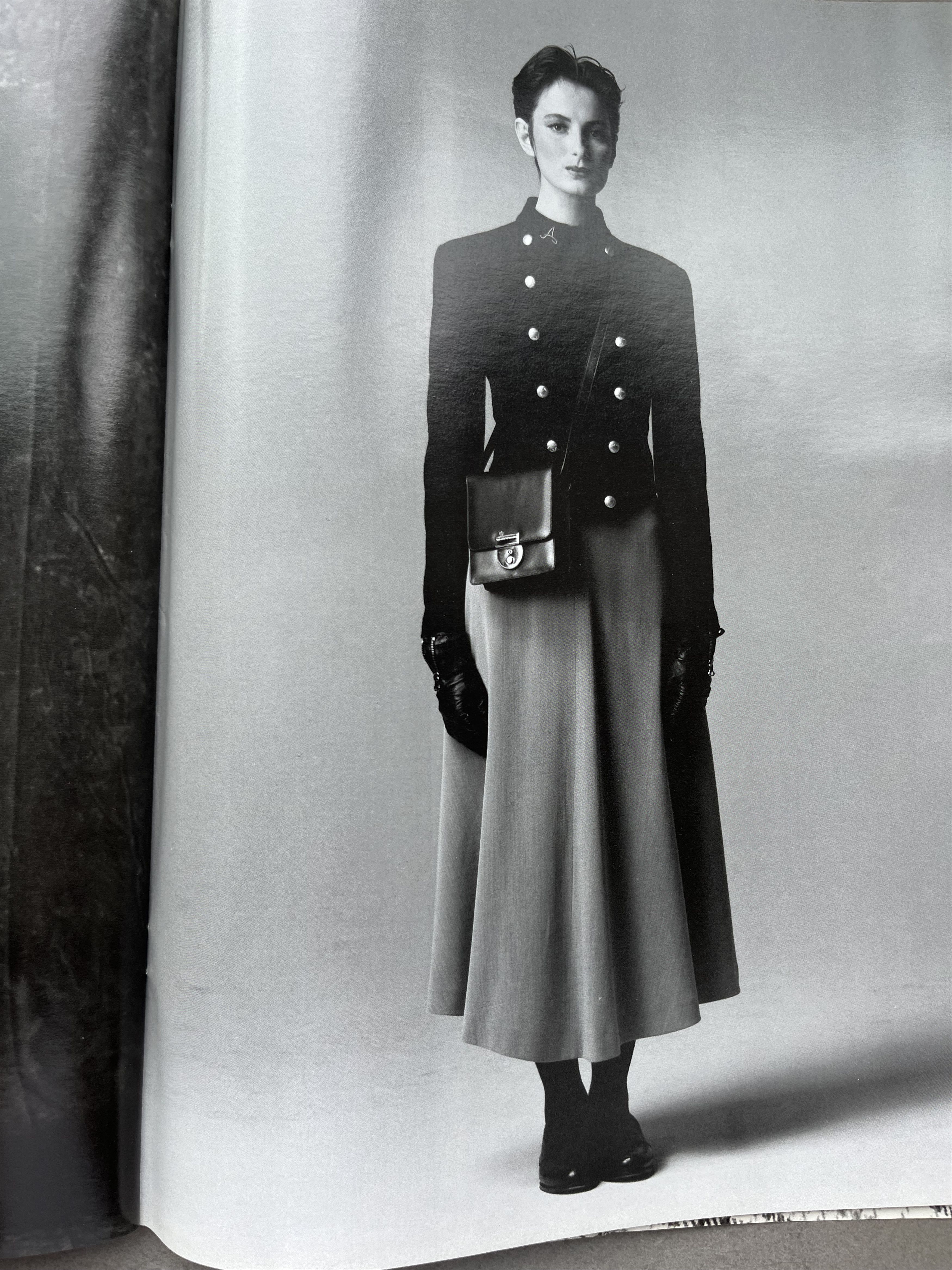 Emporio Armani Rare Emporio Armani 1992/93 Catalog Magazine Giorgio Armani Size ONE SIZE - 15 Thumbnail