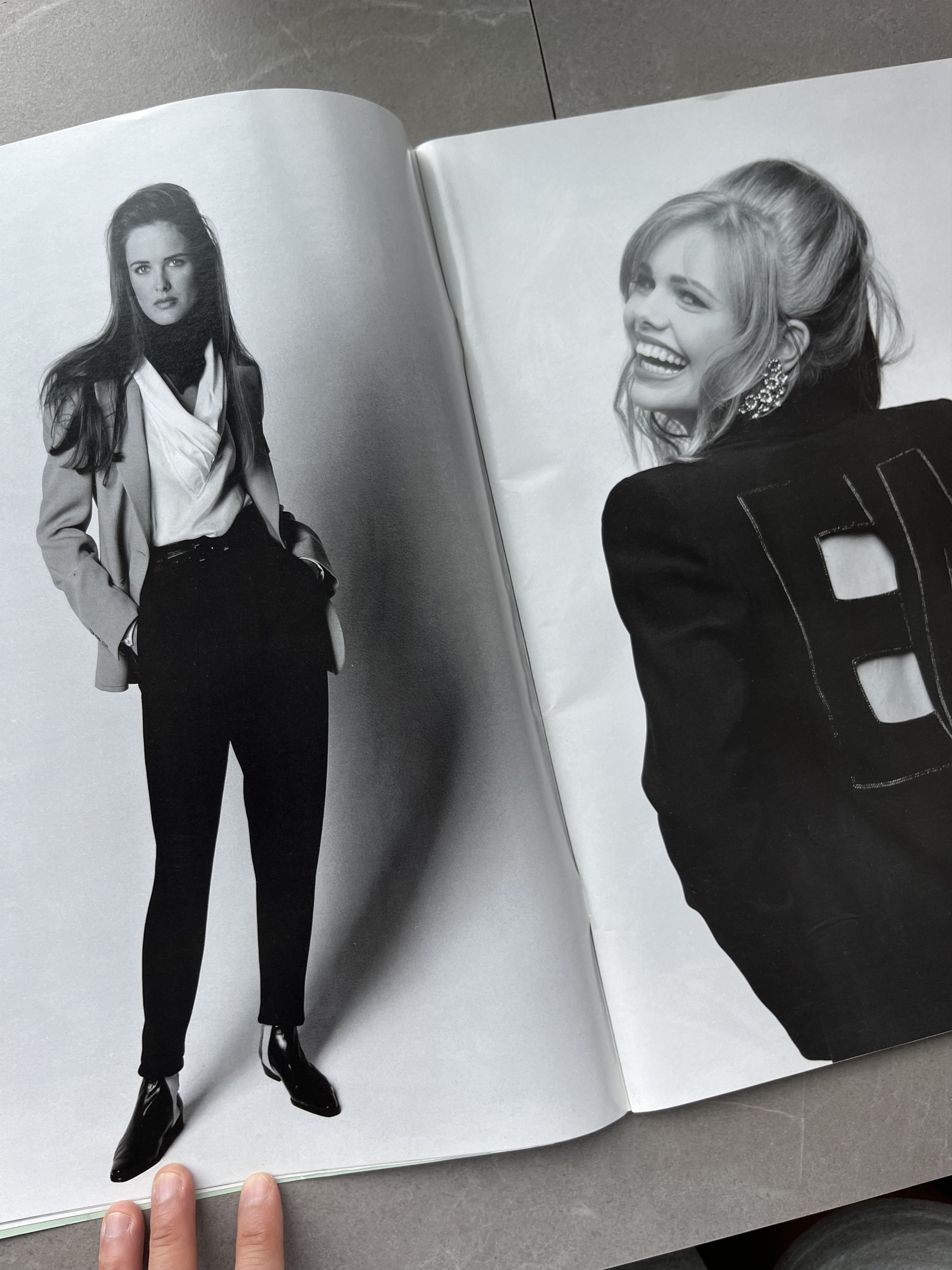 Emporio Armani Rare Emporio Armani 1992/93 Catalog Magazine Giorgio Armani Size ONE SIZE - 20 Thumbnail
