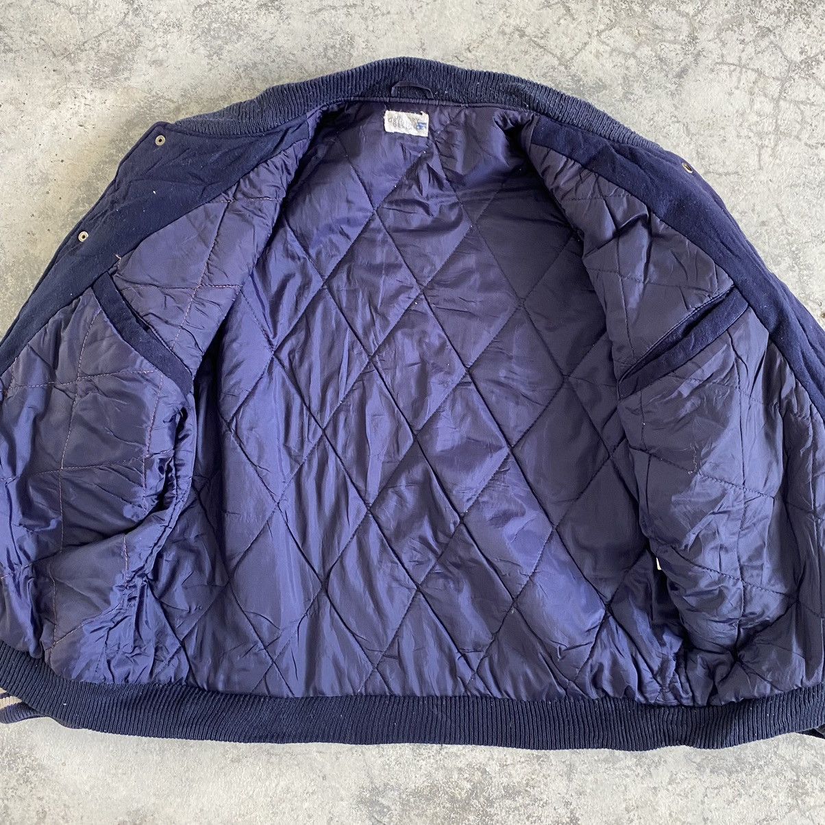 Vintage Vintage Suntory Boss Coffee Letterman College Jacket Size US M / EU 48-50 / 2 - 12 Thumbnail