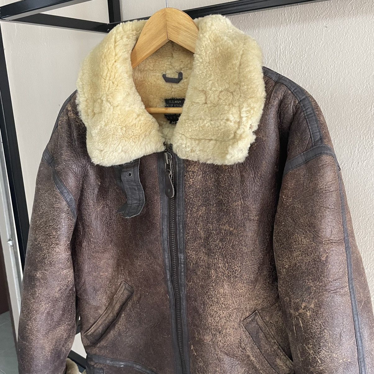Other 💥 VINTAGE B3 US MILITARY SHEEPSKIN LEATHER JACKET Size US M / EU 48-50 / 2 - 5 Thumbnail
