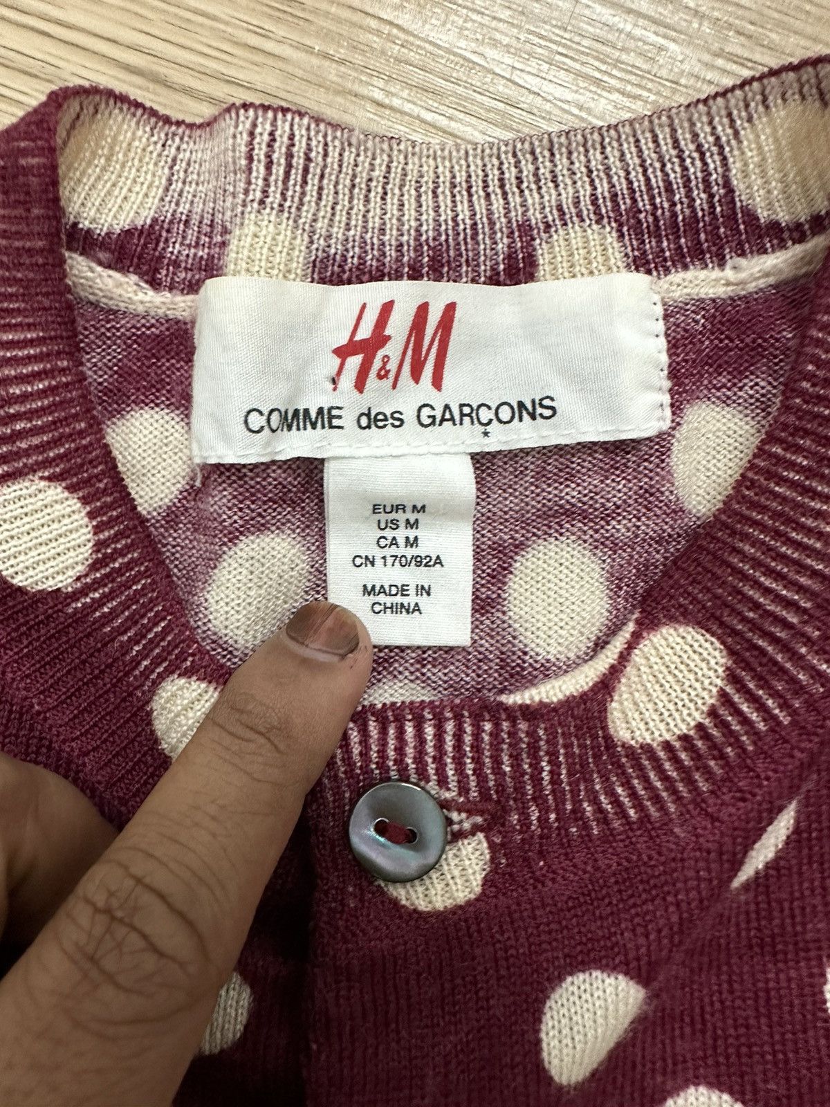 Comme des Garcons × H&M × Junya Watanabe Rare And Beautiful H&M X Comme des Garcons Polkadot Cardigan Size M / US 6-8 / IT 42-44 - 4 Thumbnail