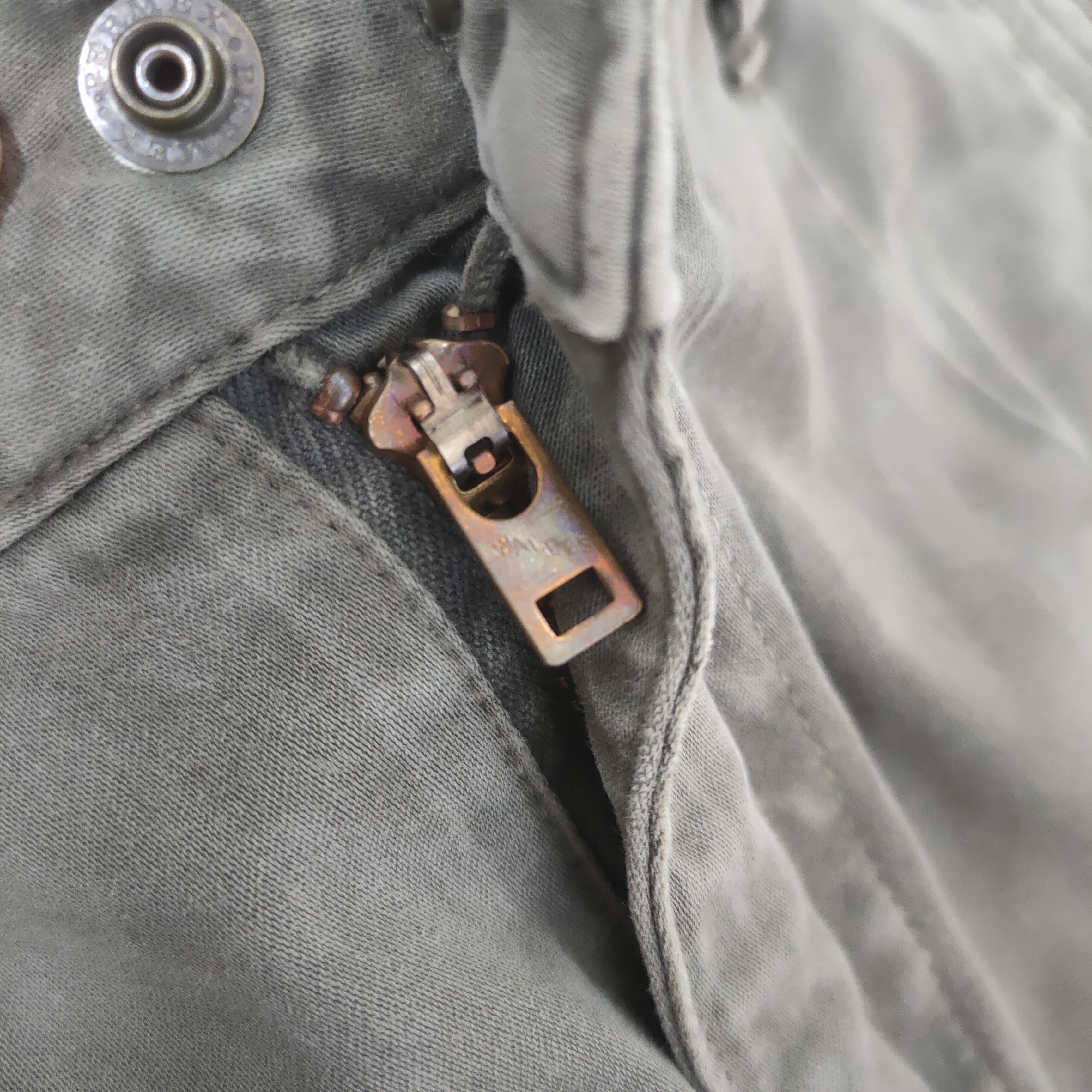 AKM VINTAGE AKM ZIPPER LEG OPENING CARGO PANTS Size US 33 - 13 Thumbnail