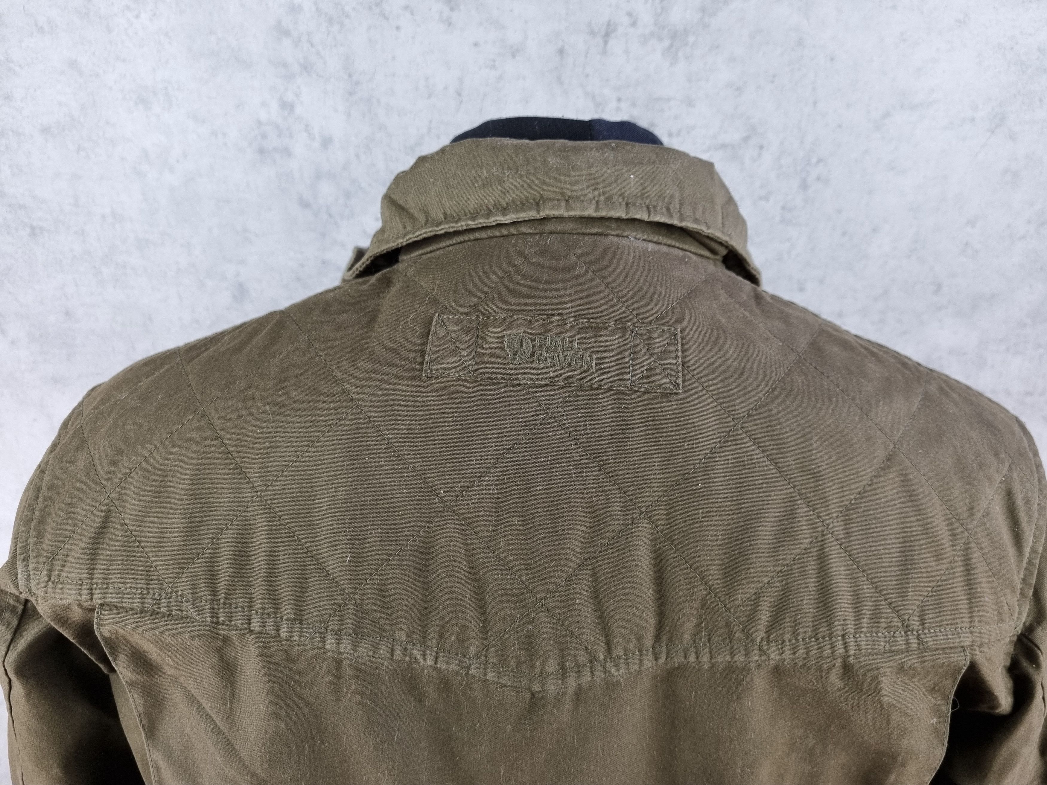 Fjallraven Fjallraven G-1000 Waxed Cargo Jacket Size US L / EU 52-54 / 3 - 9 Thumbnail