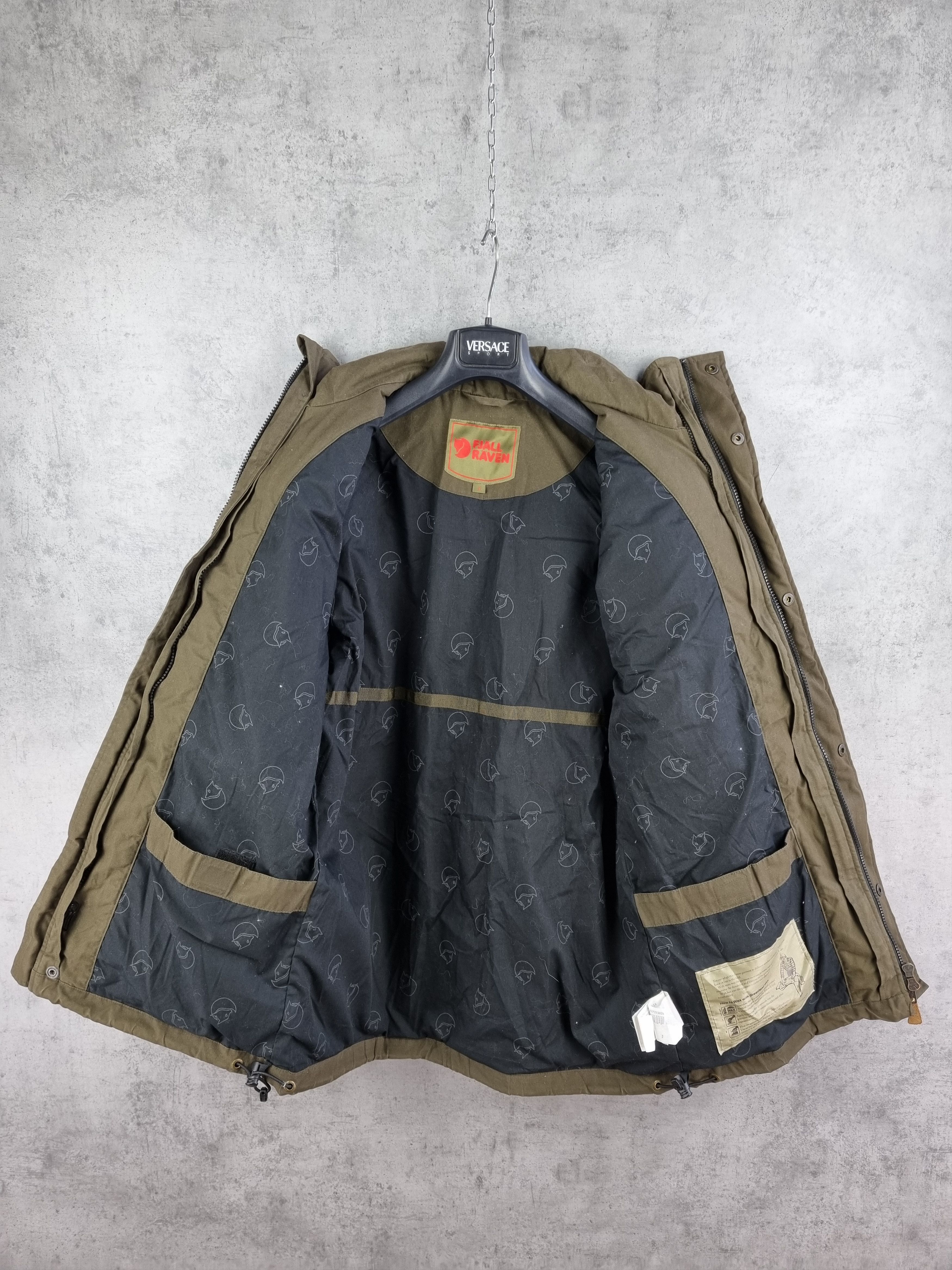 Fjallraven Fjallraven G-1000 Waxed Cargo Jacket Size US L / EU 52-54 / 3 - 5 Thumbnail