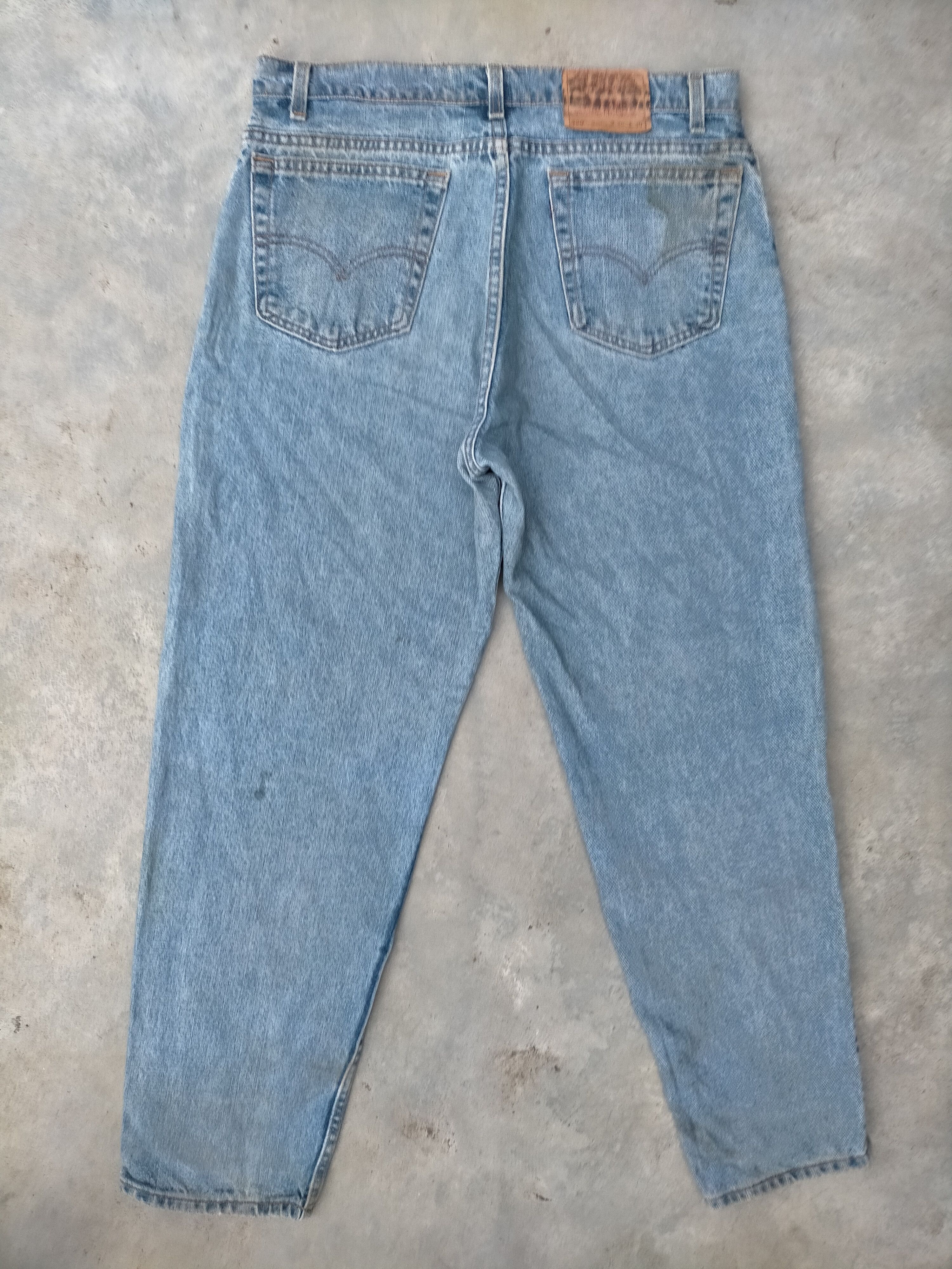 Levi's Vintage Clothing Levis 550 Relaxed Fit Tappered Leg Denim jeans Size US 35 - 2 Thumbnail