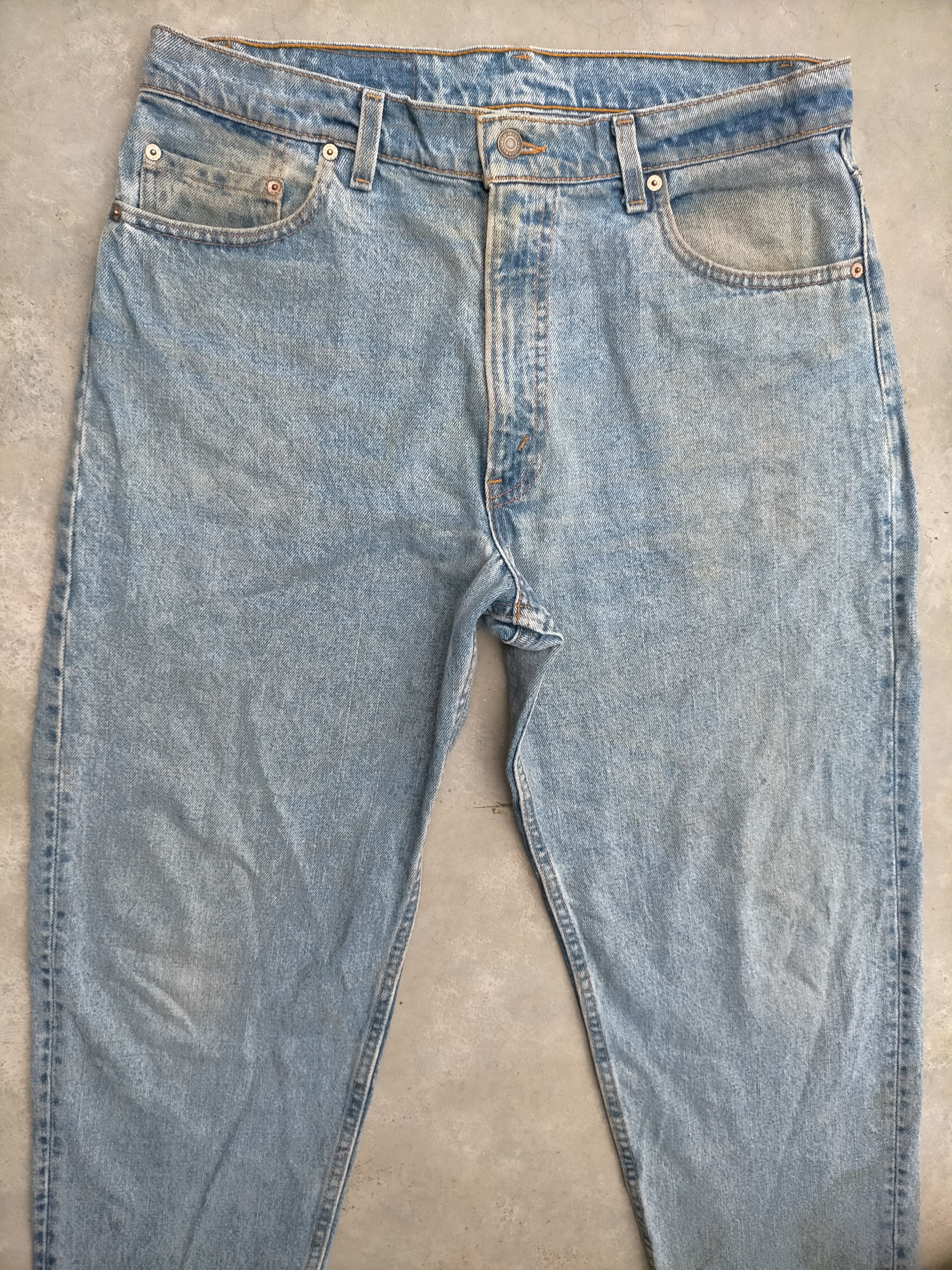 Levi's Vintage Clothing Levis 550 Relaxed Fit Tappered Leg Denim jeans Size US 35 - 4 Thumbnail