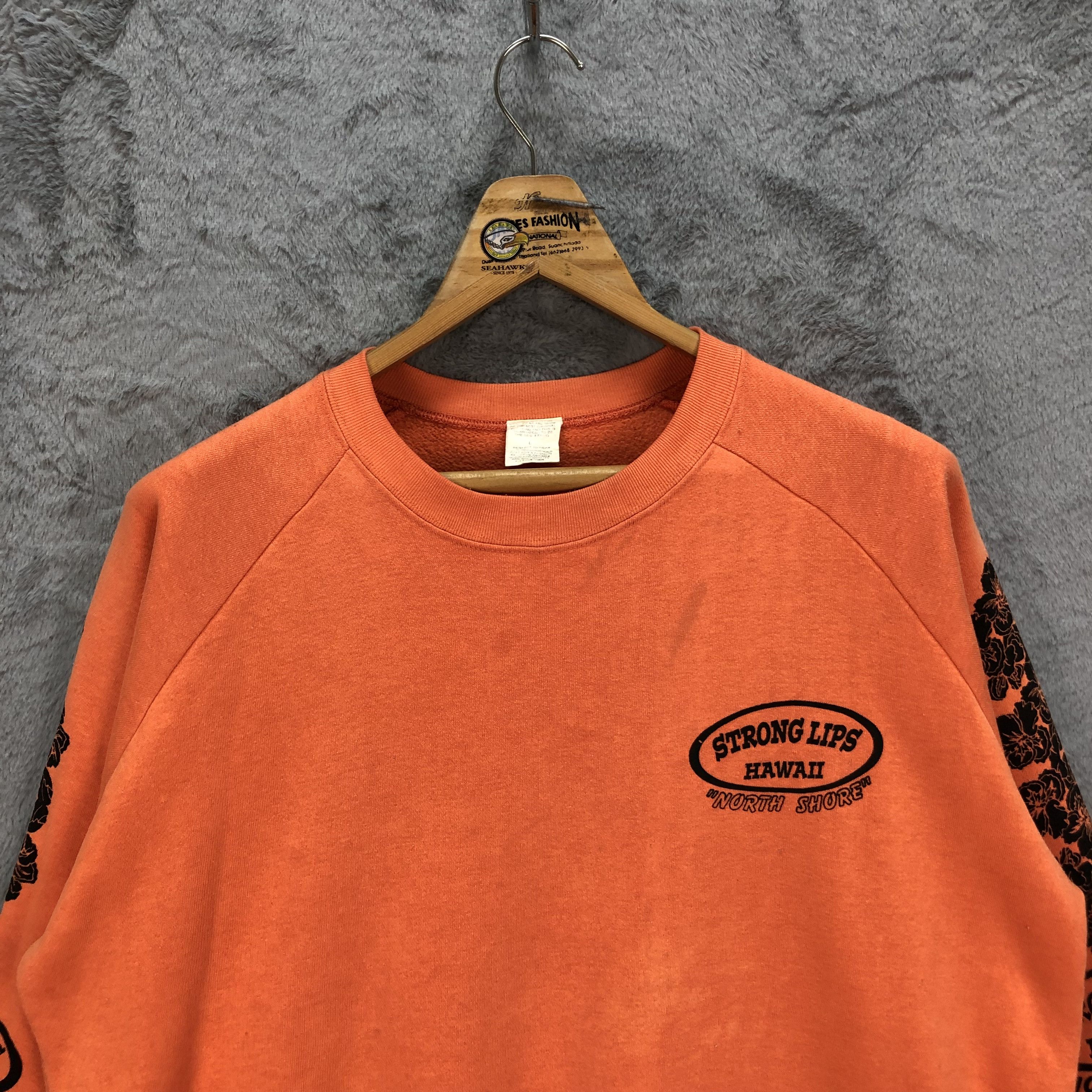 Other Strong Lips Hawaii North Shore Big Logo Sweatshirt #5281-182 Size US L / EU 52-54 / 3 - 5 Thumbnail