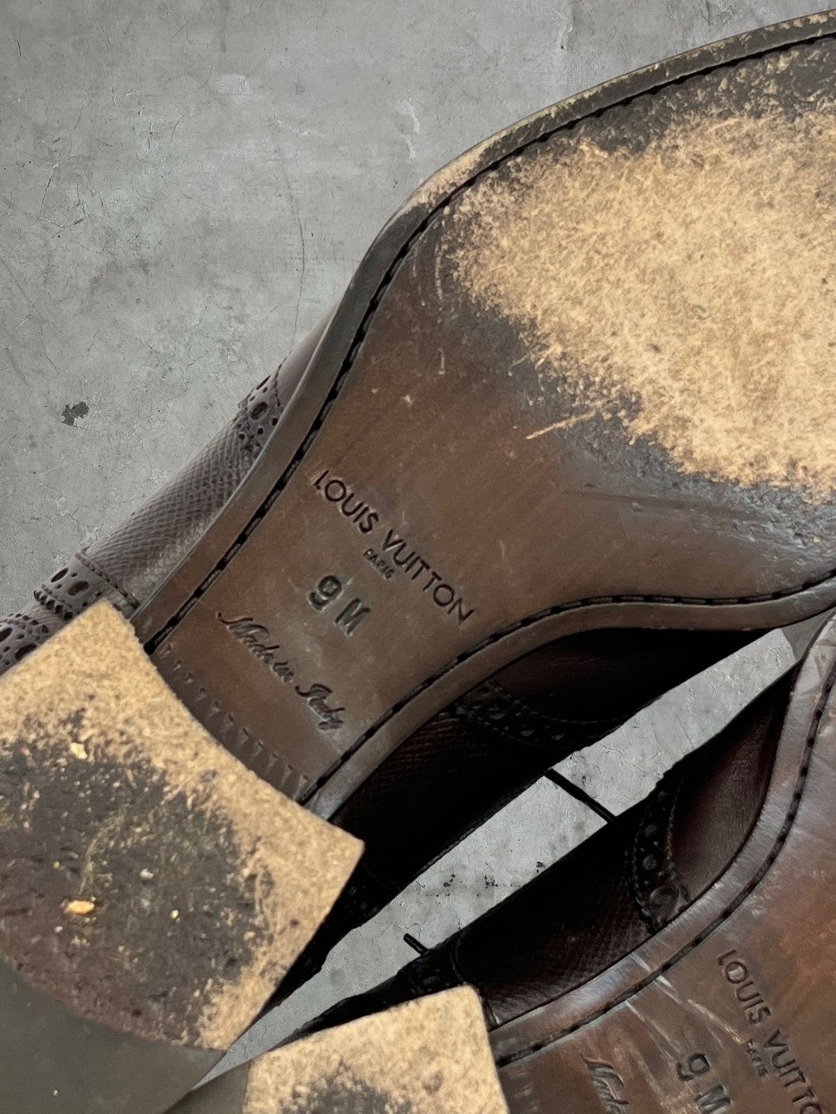 Louis Vuitton Louis Vuitton Detailed Leather Shoes Size US 10 / EU 43 - 10 Thumbnail