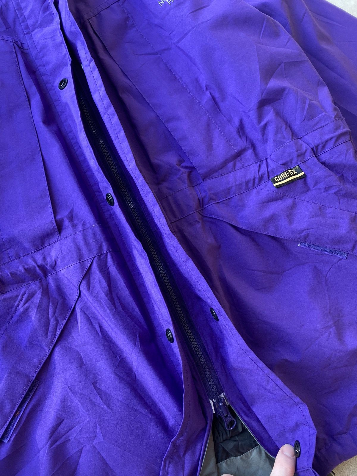 Goretex Vintage northface grape goretex jacket Size US M / EU 48-50 / 2 - 8 Thumbnail