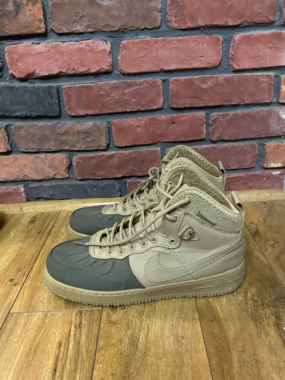 RARE NIKE Air Force Duck Boots 444745-201 CAMO Size