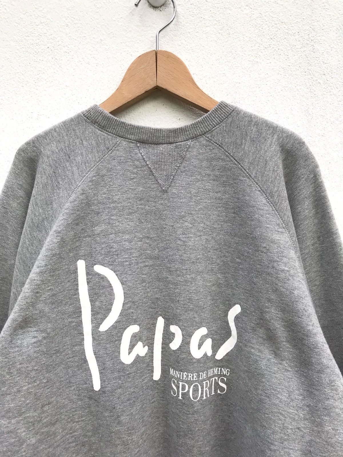 Vintage 90s Papas Maniere deals De Heming Crewneck Sweatshirt Pullover Big Logo Streetwear Size XL