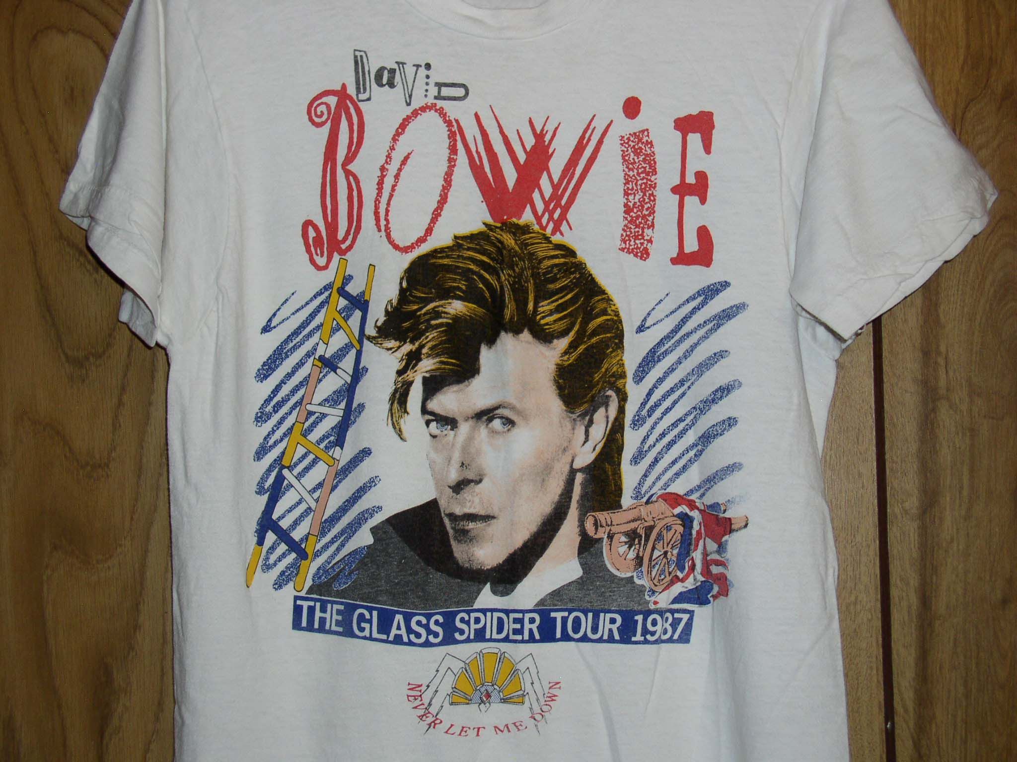 Band Tees David Bowie Concert Tour T Shirt Vintage 1987 Glass Spider Size US L / EU 52-54 / 3 - 3 Thumbnail