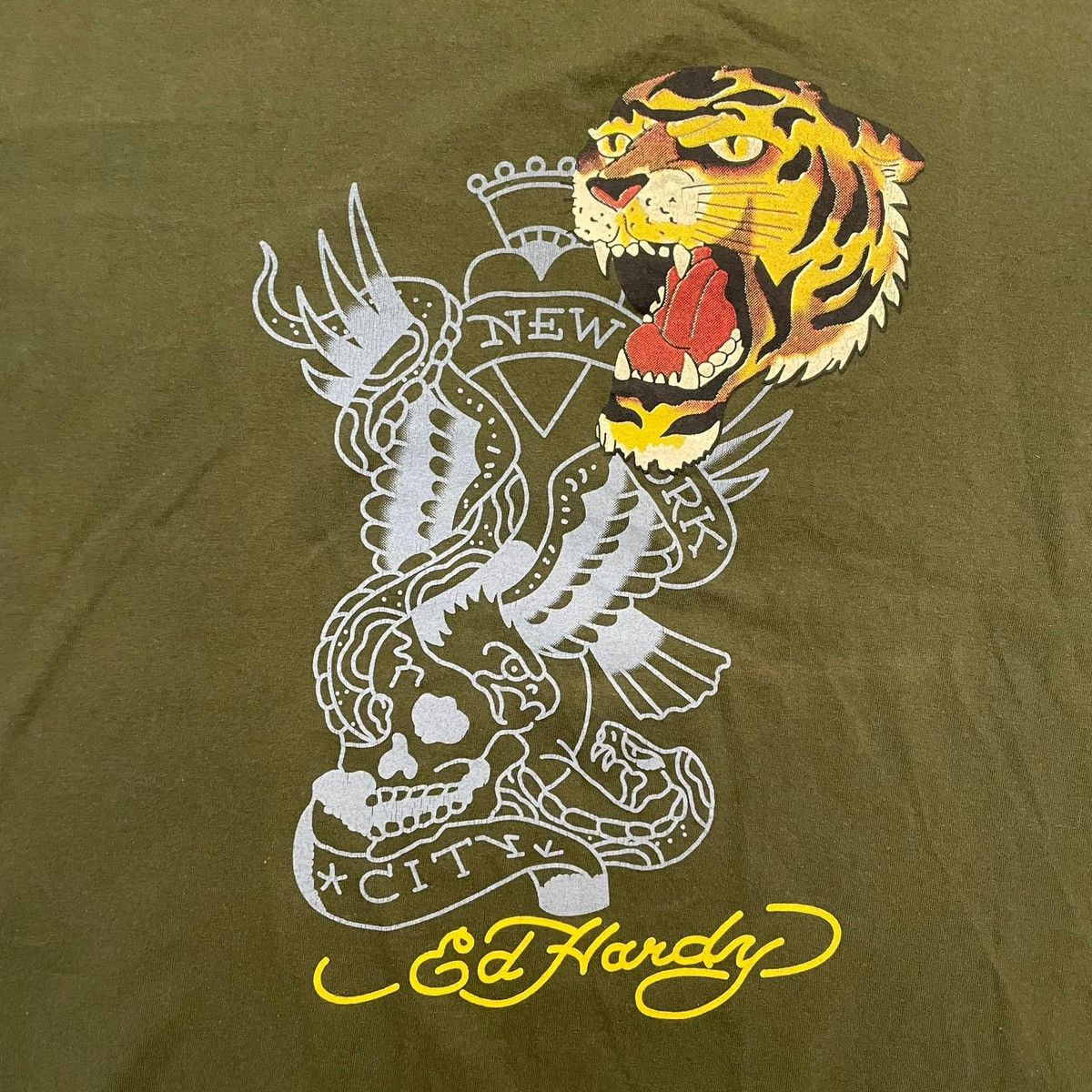Ed Hardy by Christian Audigier khaki tee T-shirt y2k vintage