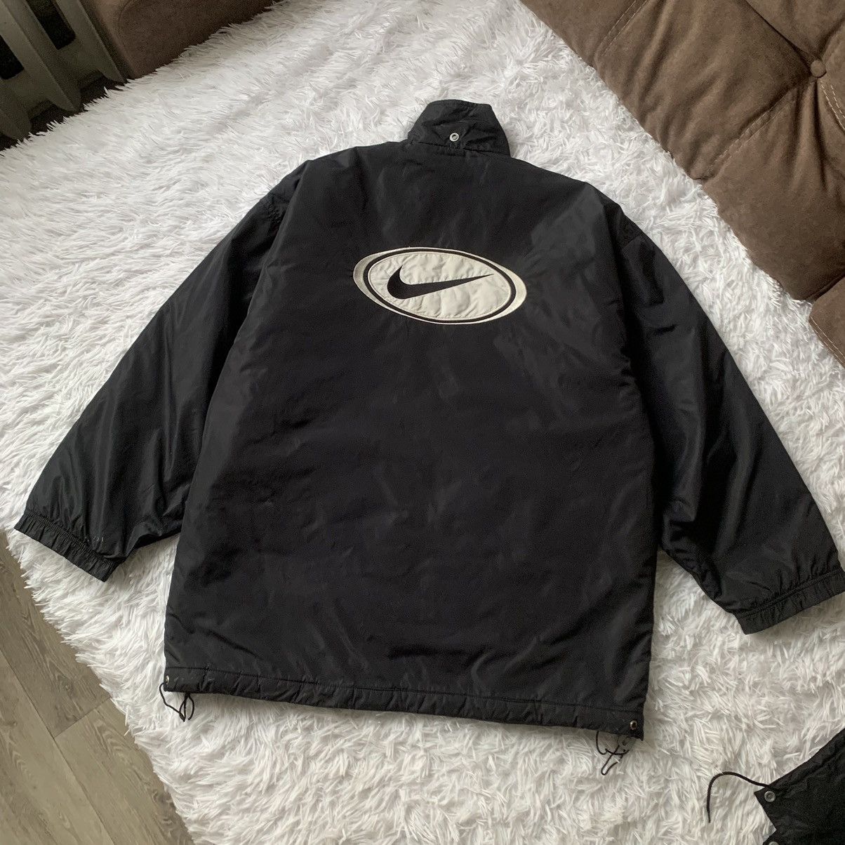 Nike Vintage Nike Big Swoosh Embroidered Down Jacket 00s Size US L / EU 52-54 / 3 - 12 Thumbnail