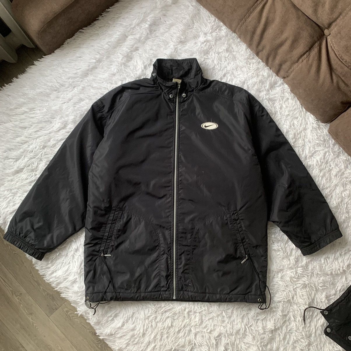 Nike Vintage Nike Big Swoosh Embroidered Down Jacket 00s Size US L / EU 52-54 / 3 - 3 Thumbnail