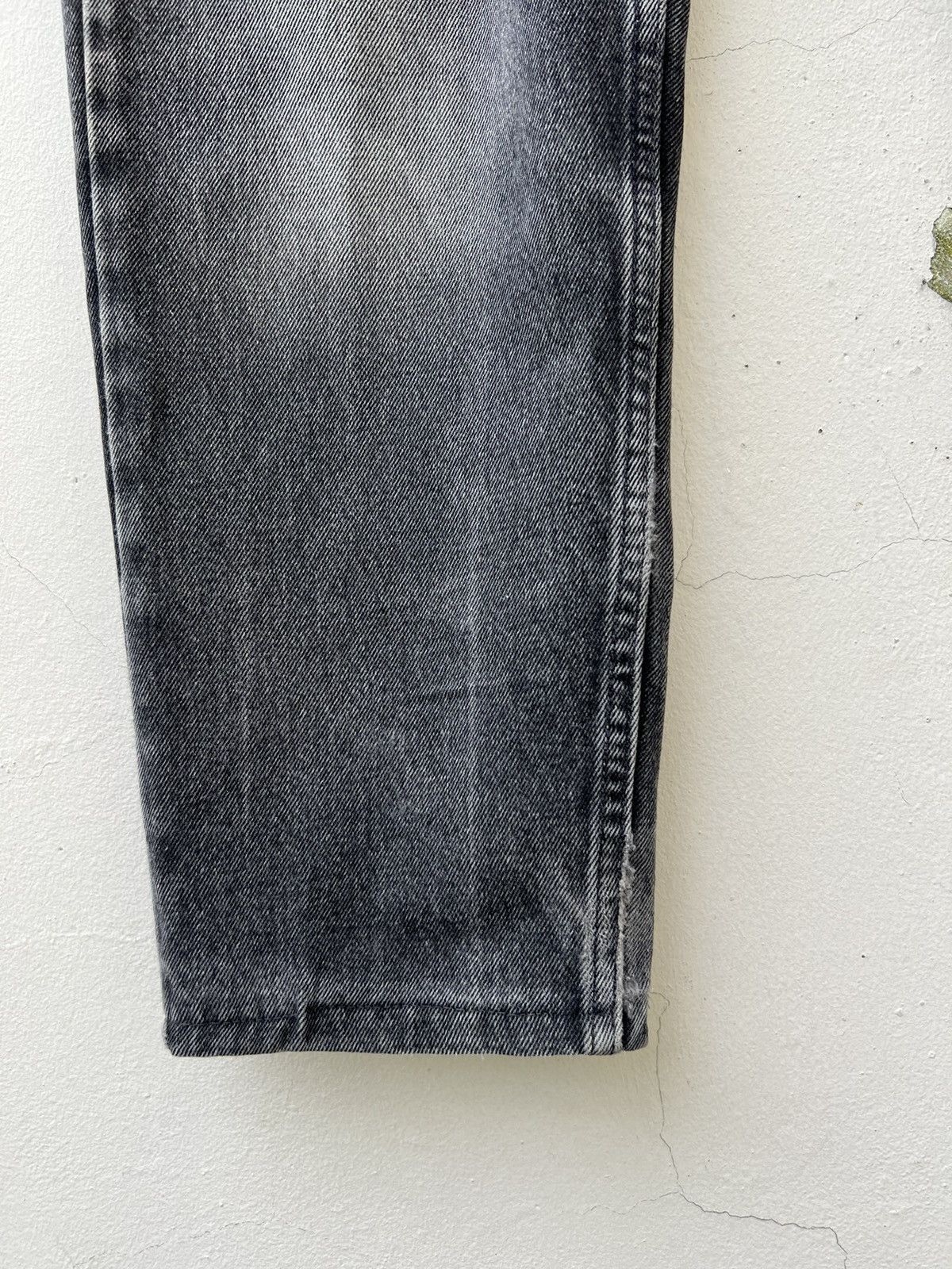 Levi's 1993 Levi’s 550 Orange Tab Sun Fade Black Denim Baggy Jeans Size US 34 / EU 50 - 10 Thumbnail