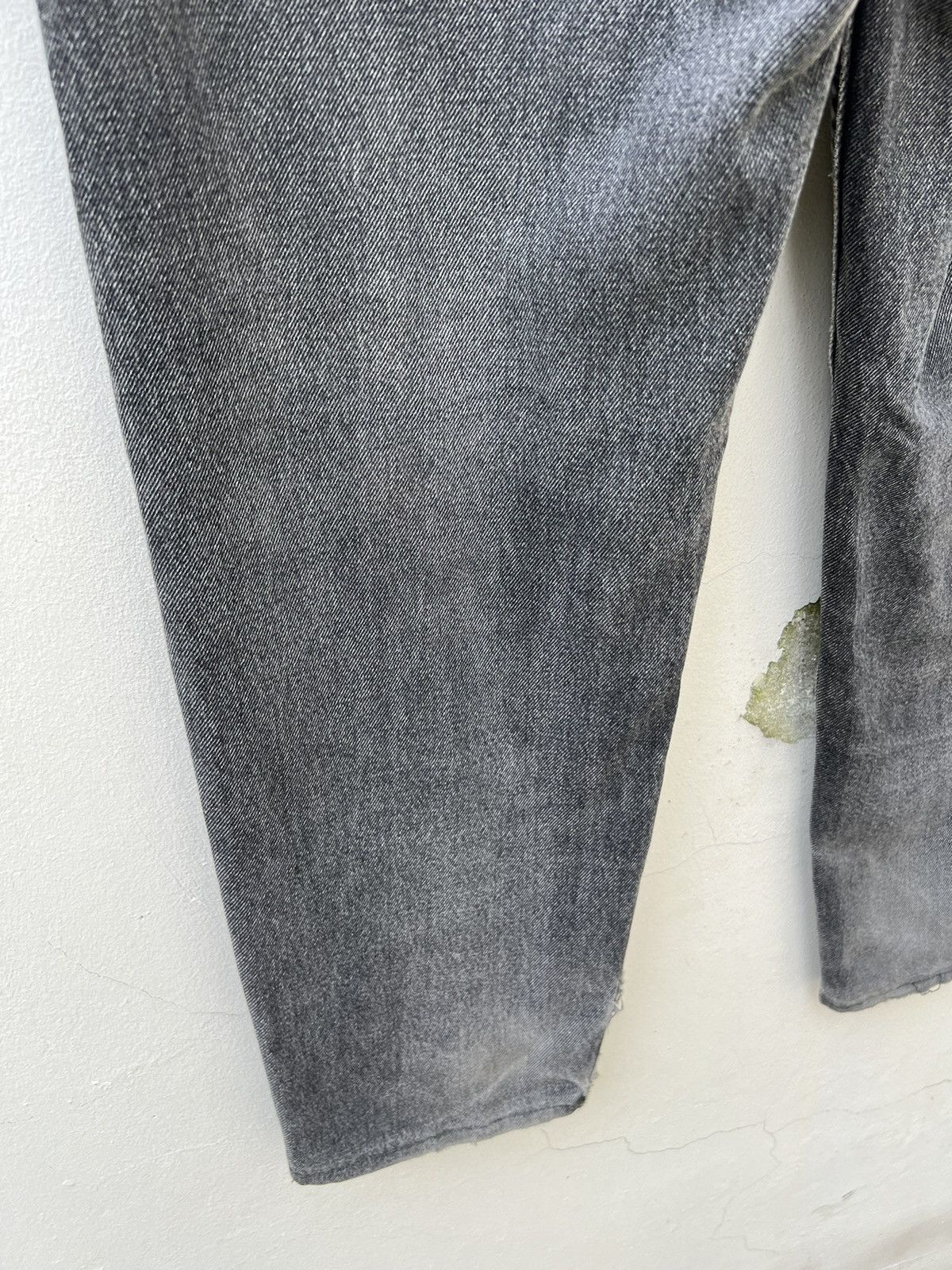 Levi's 1993 Levi’s 550 Orange Tab Sun Fade Black Denim Baggy Jeans Size US 34 / EU 50 - 17 Thumbnail